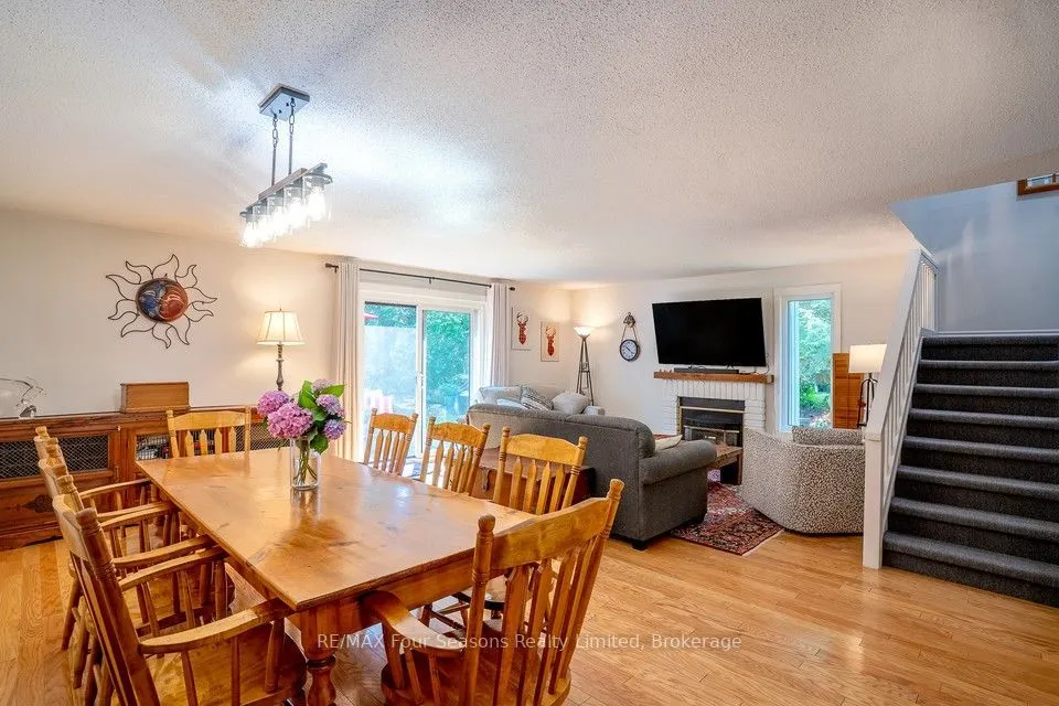 158 Escarpment Crescent #158