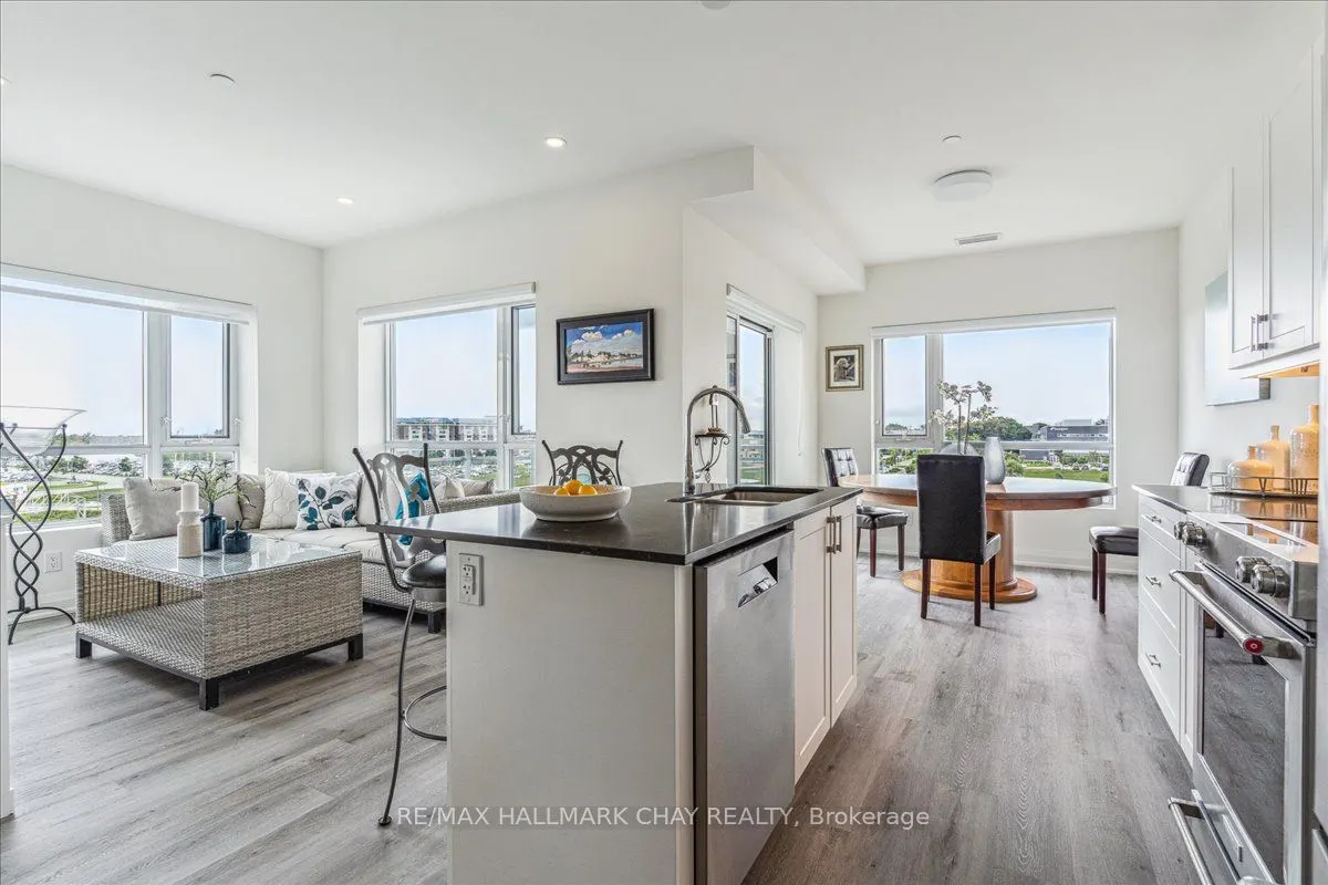 58 Lakeside Terrace #1110