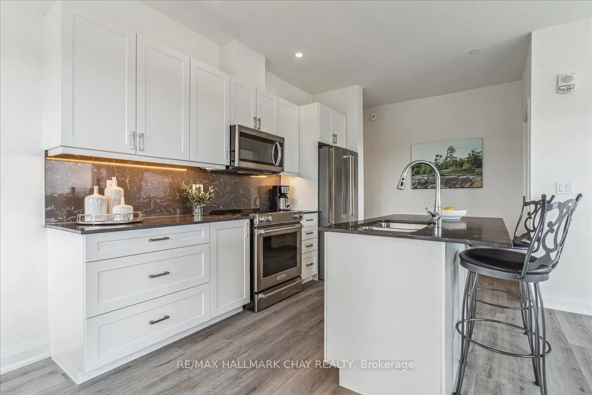 58 Lakeside Terrace #1110