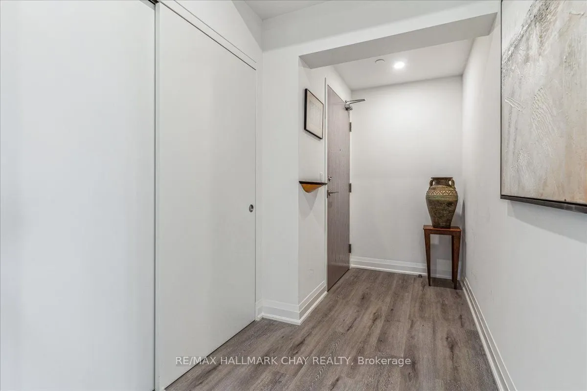 58 Lakeside Terrace #1110