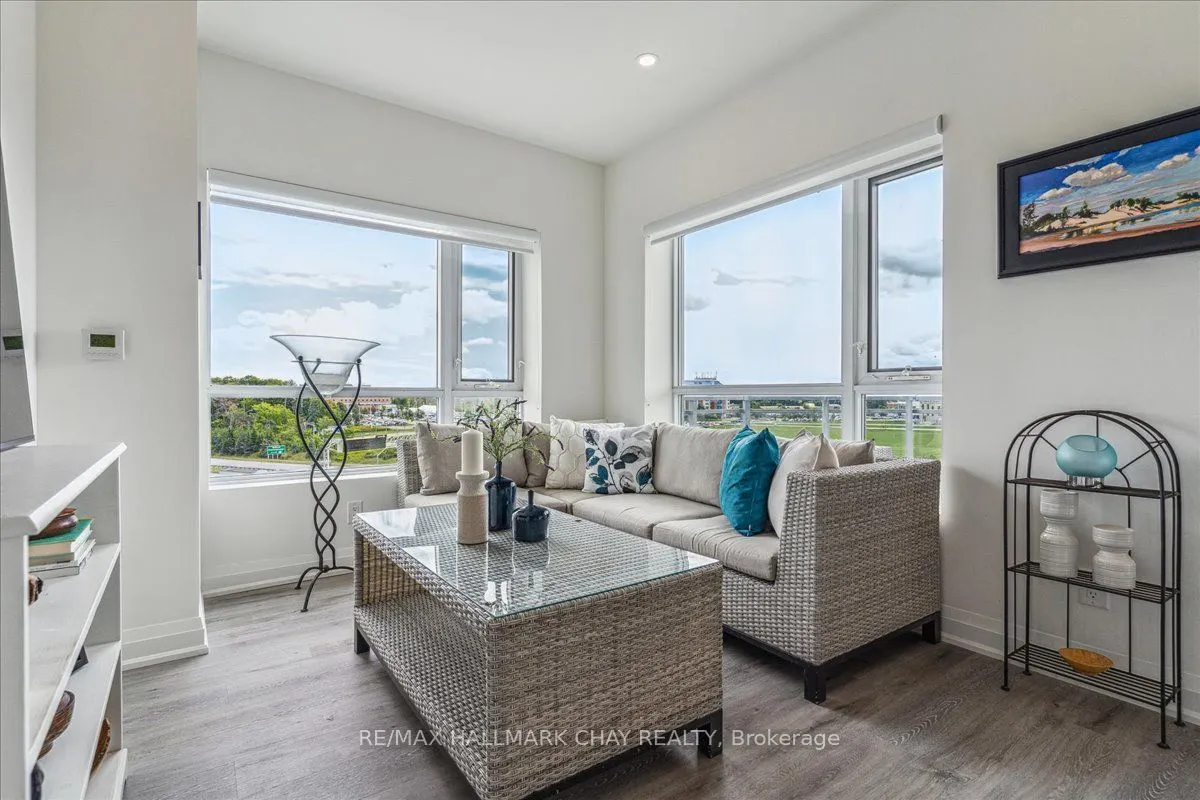 58 Lakeside Terrace #1110