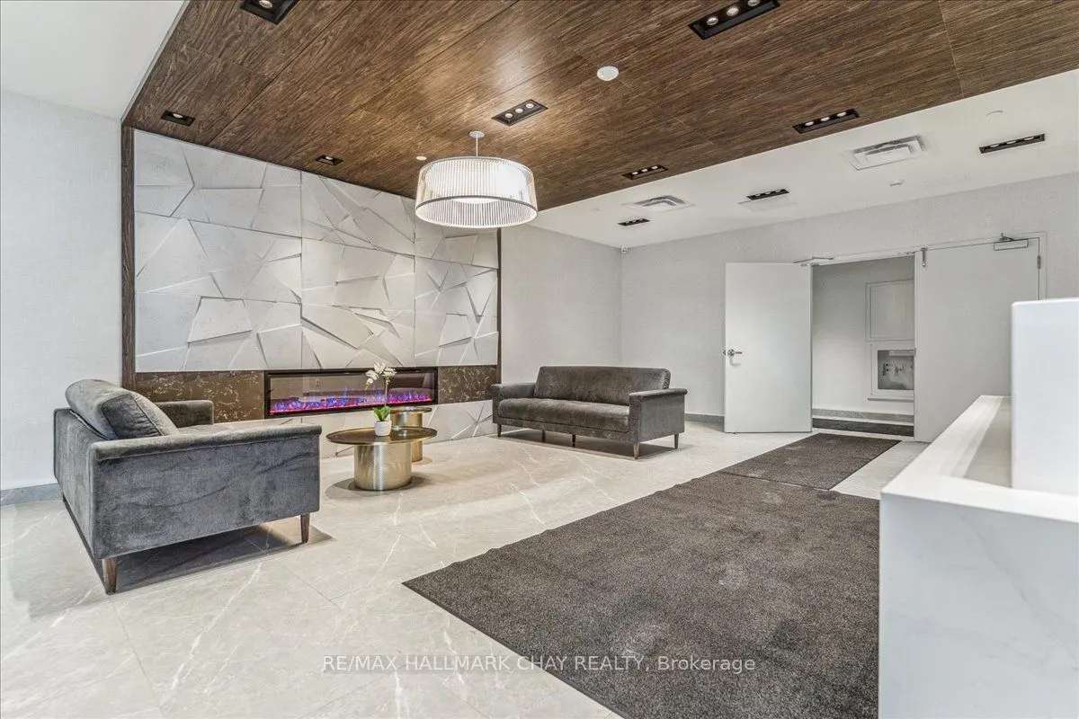 58 Lakeside Terrace #1110