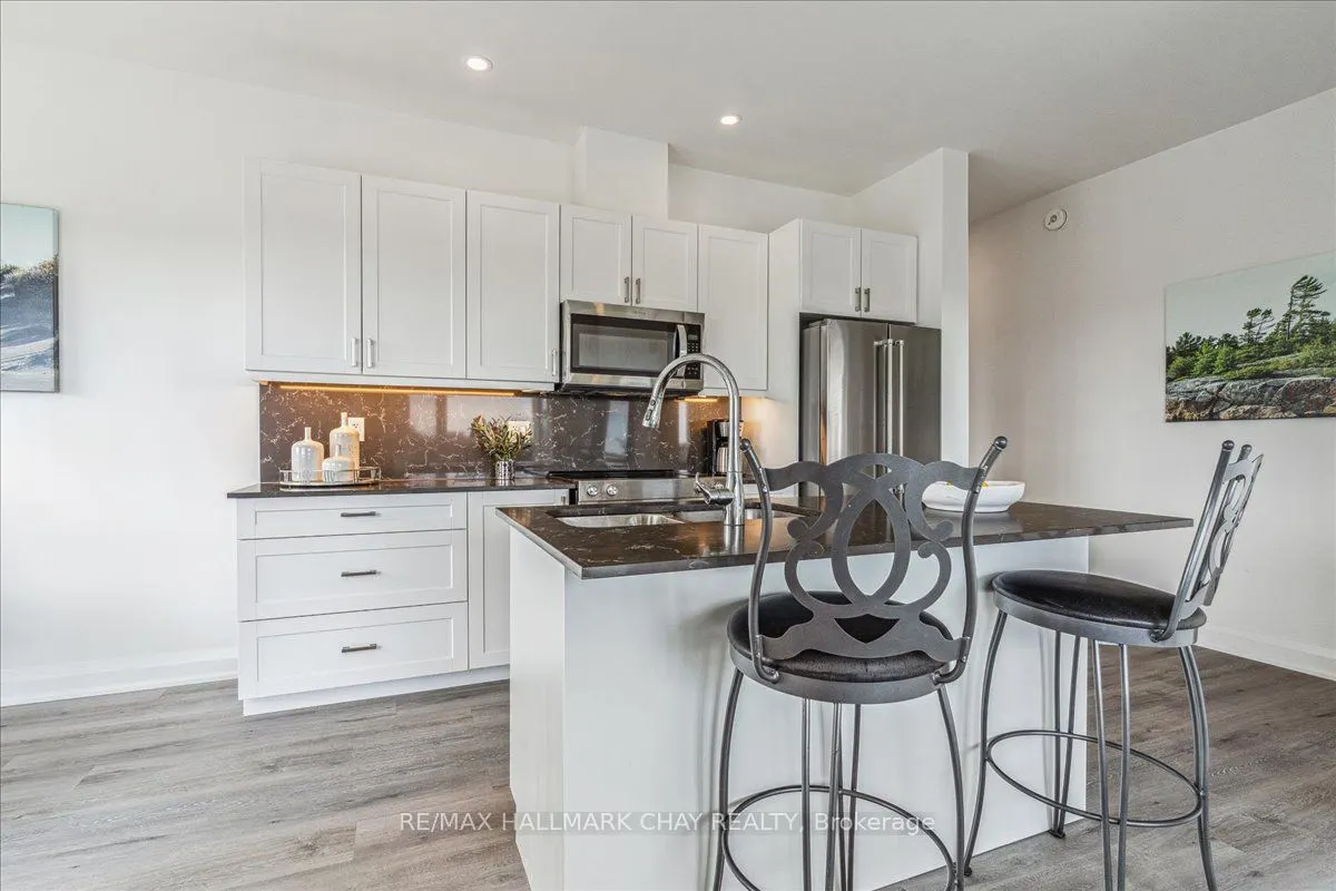 58 Lakeside Terrace #1110
