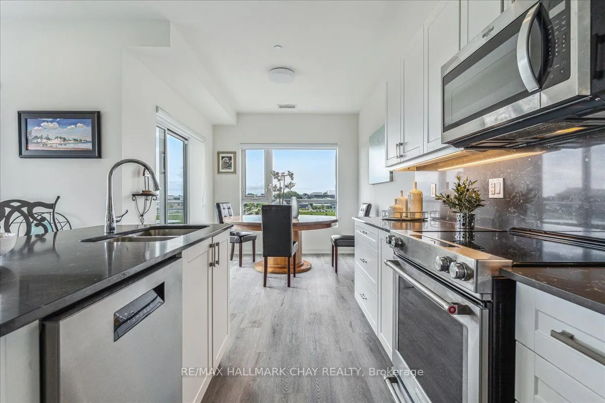 58 Lakeside Terrace #1110
