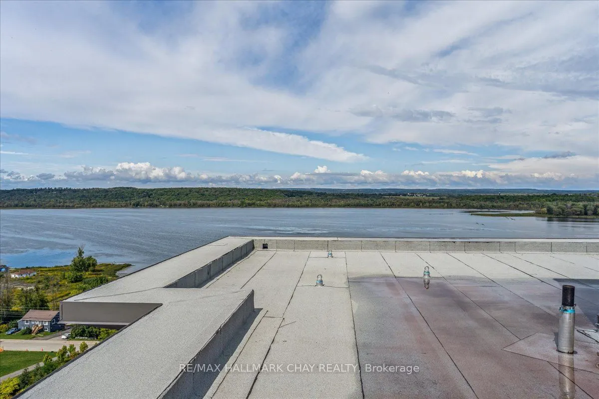 58 Lakeside Terrace #1110