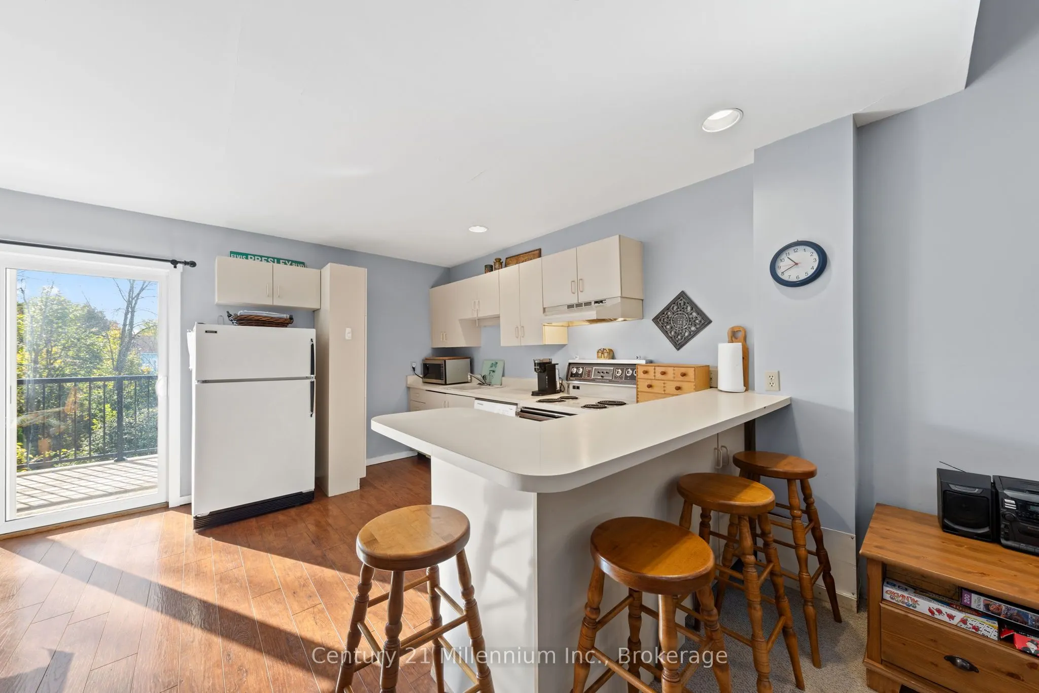 467 Oxbow Crescent #7