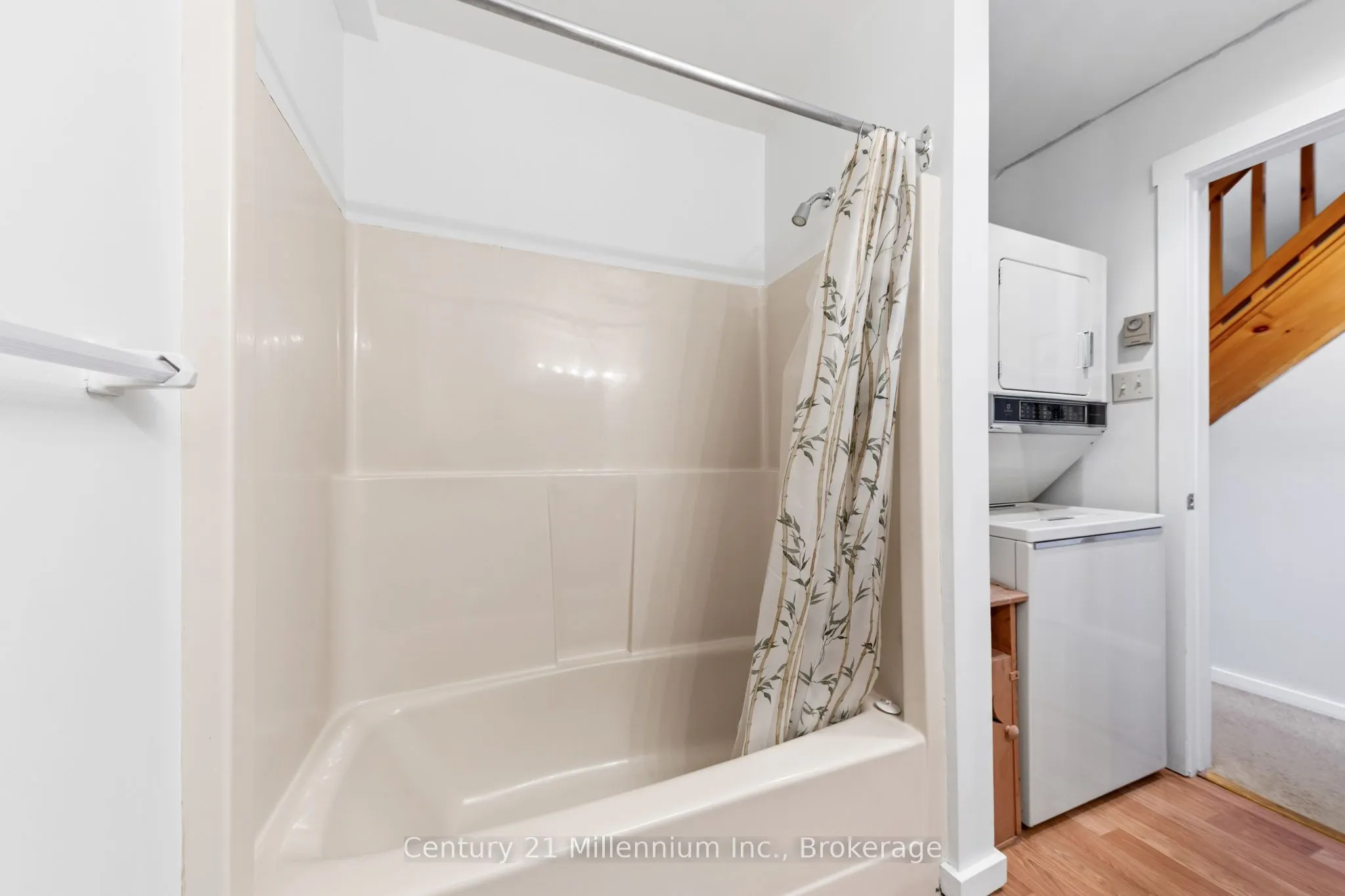 467 Oxbow Crescent #7
