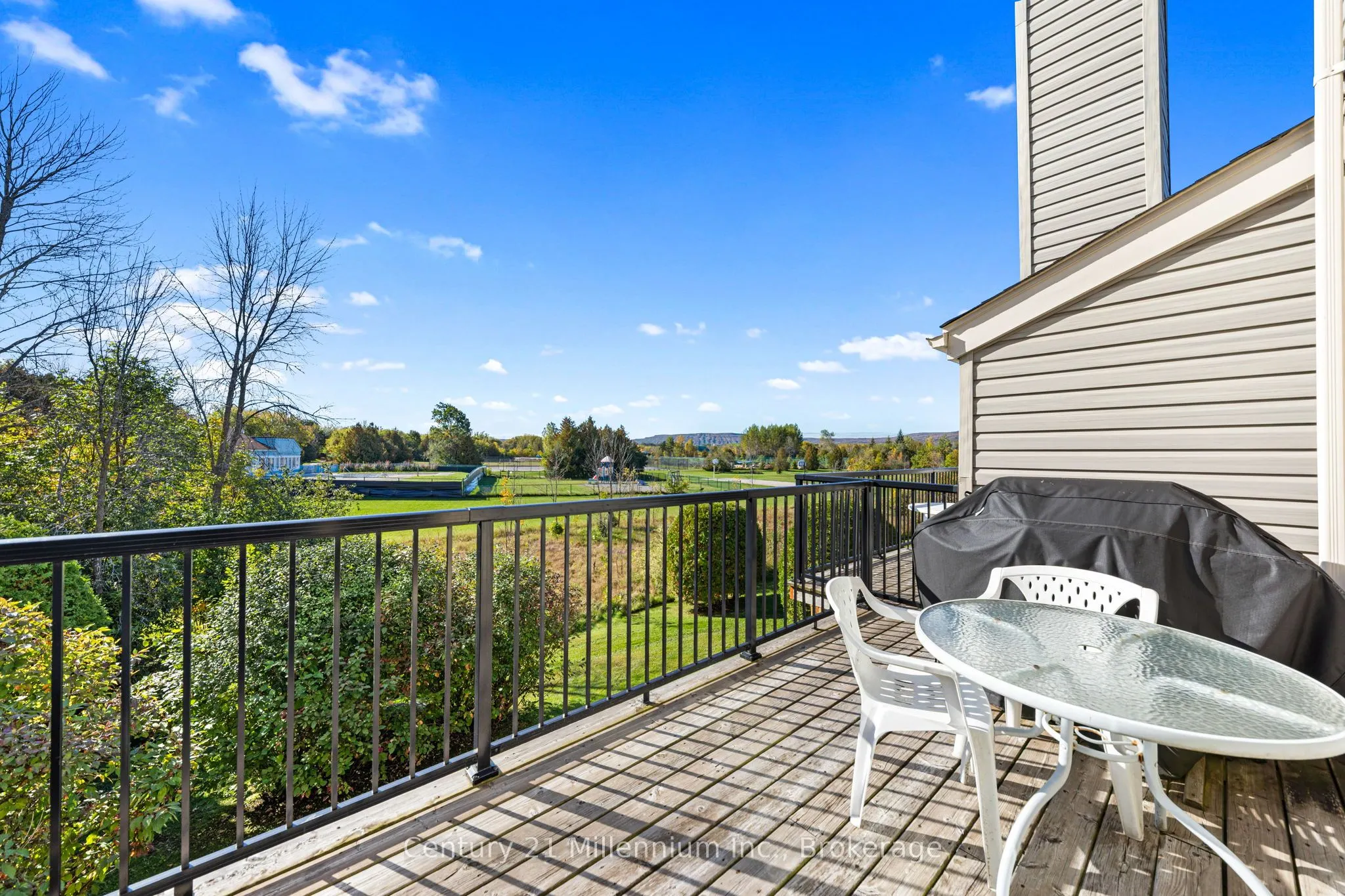 467 Oxbow Crescent #7