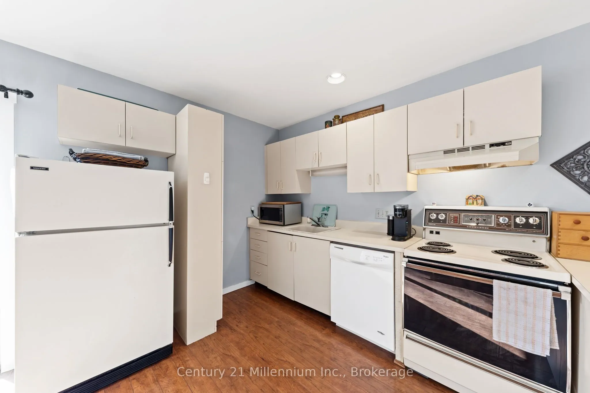 467 Oxbow Crescent #7
