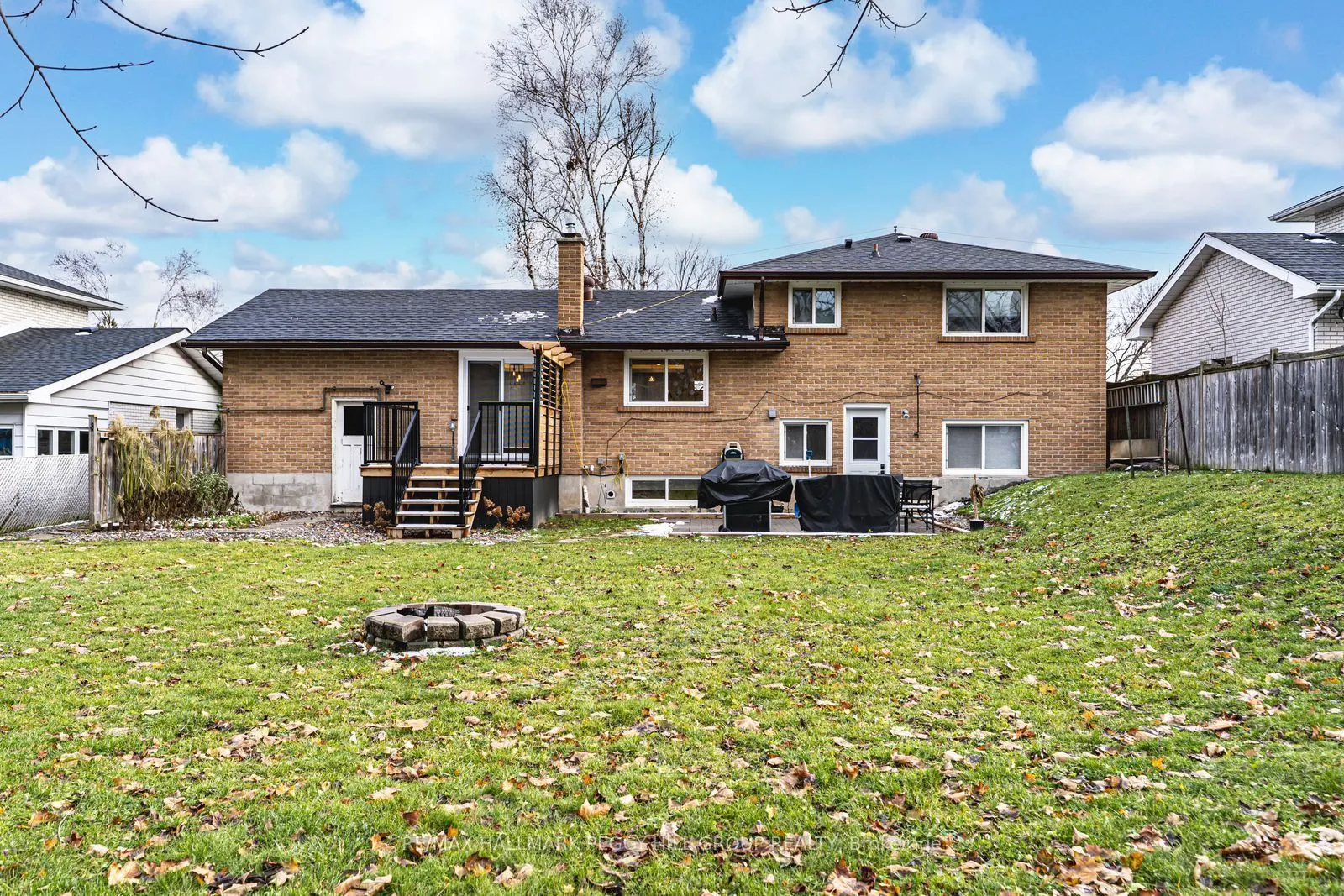 20 Ottaway Avenue #Upper