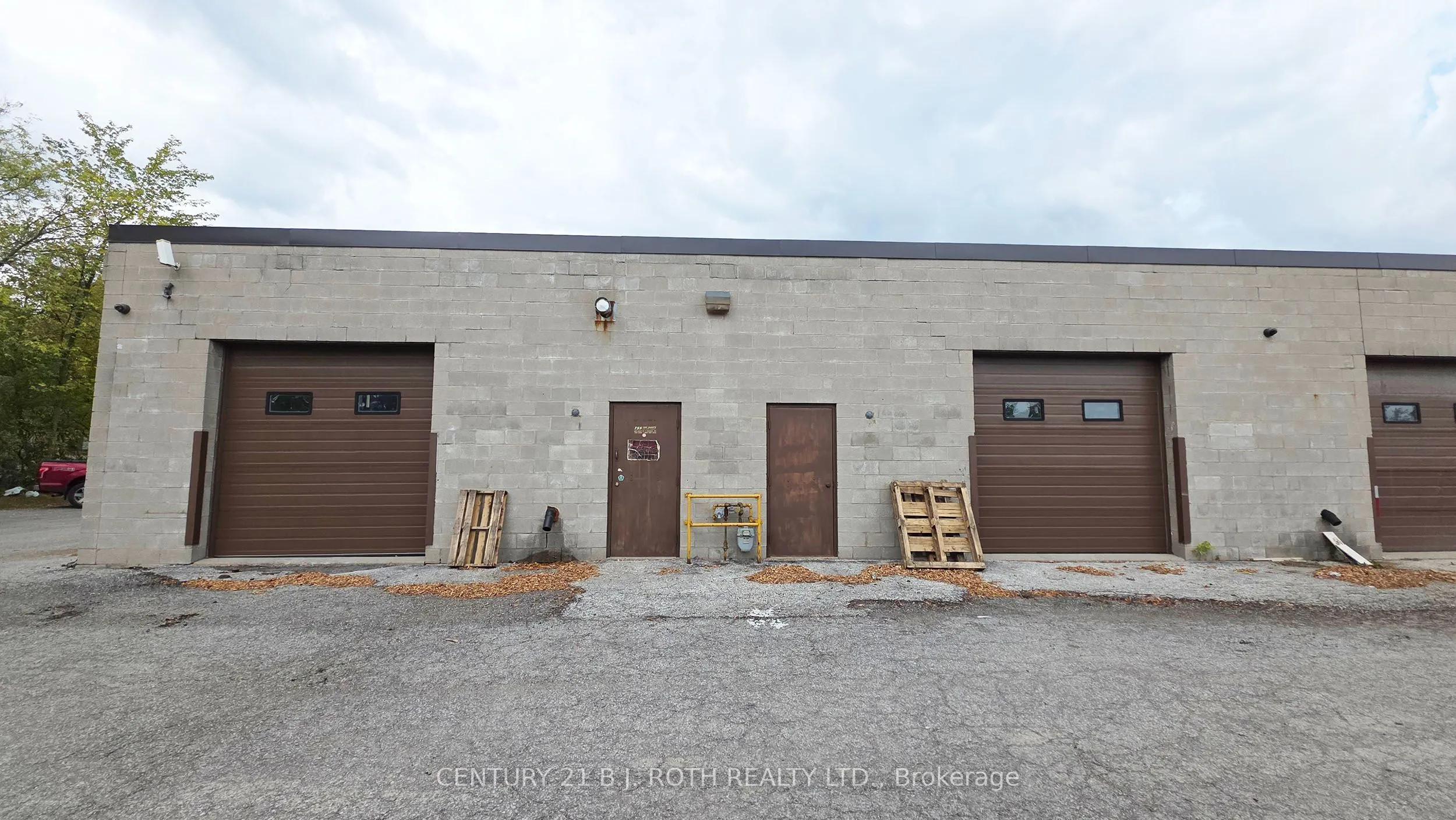 159 Anne Street S #E, F