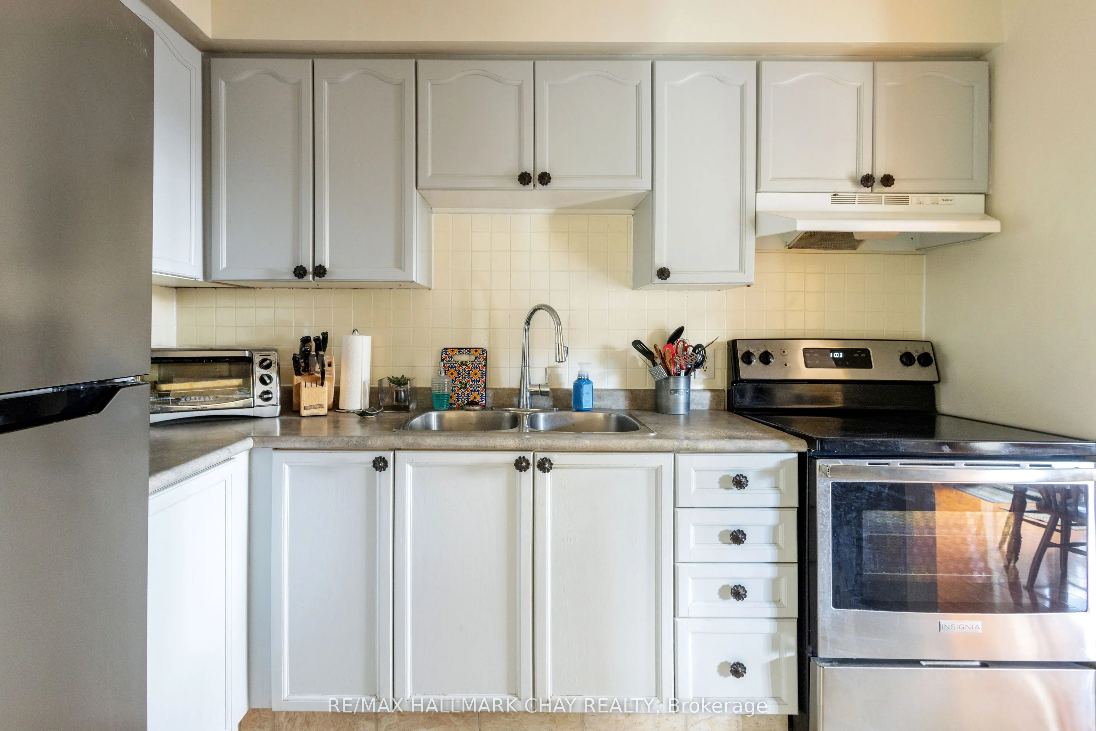 261 Rose Street #4