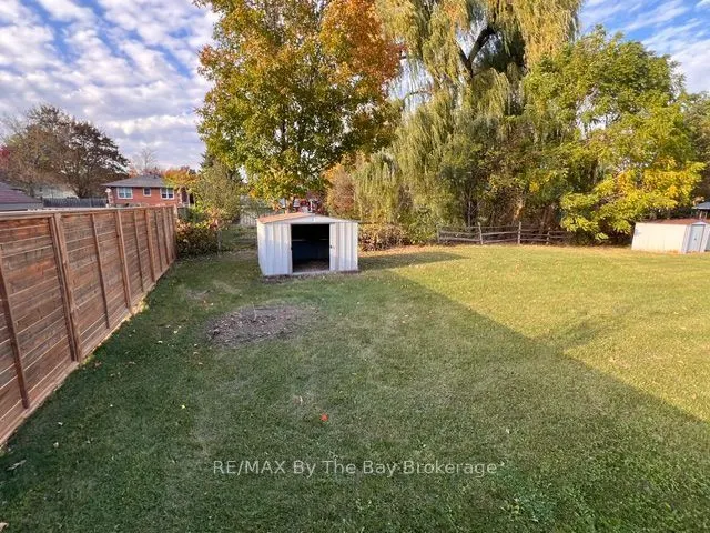 22 Edward Street W #Unit a