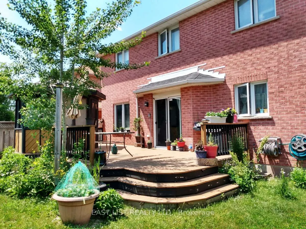 35 Raquel Street