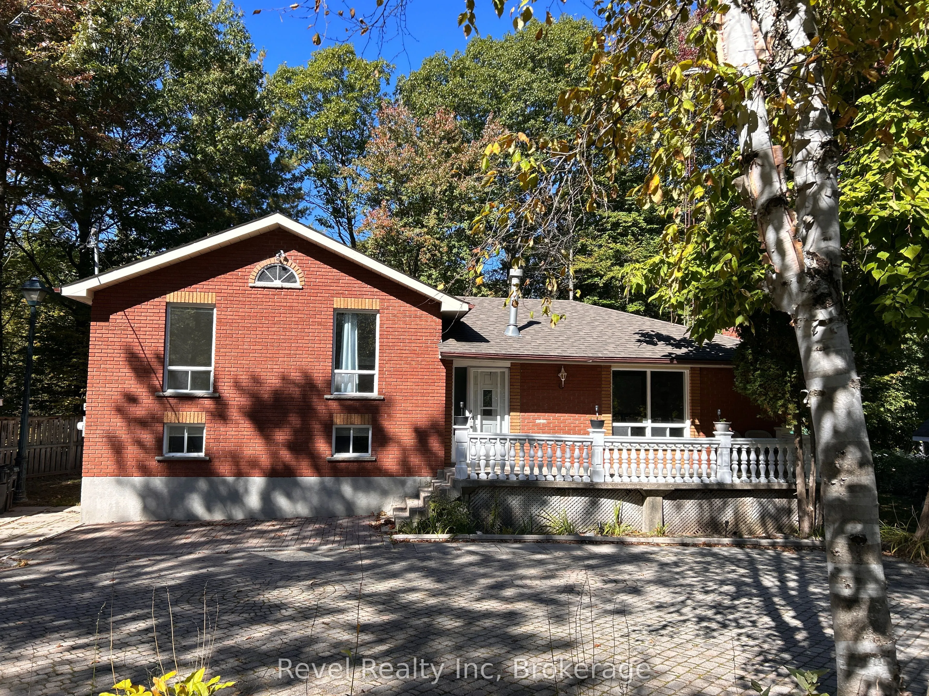 97 Forest Circle