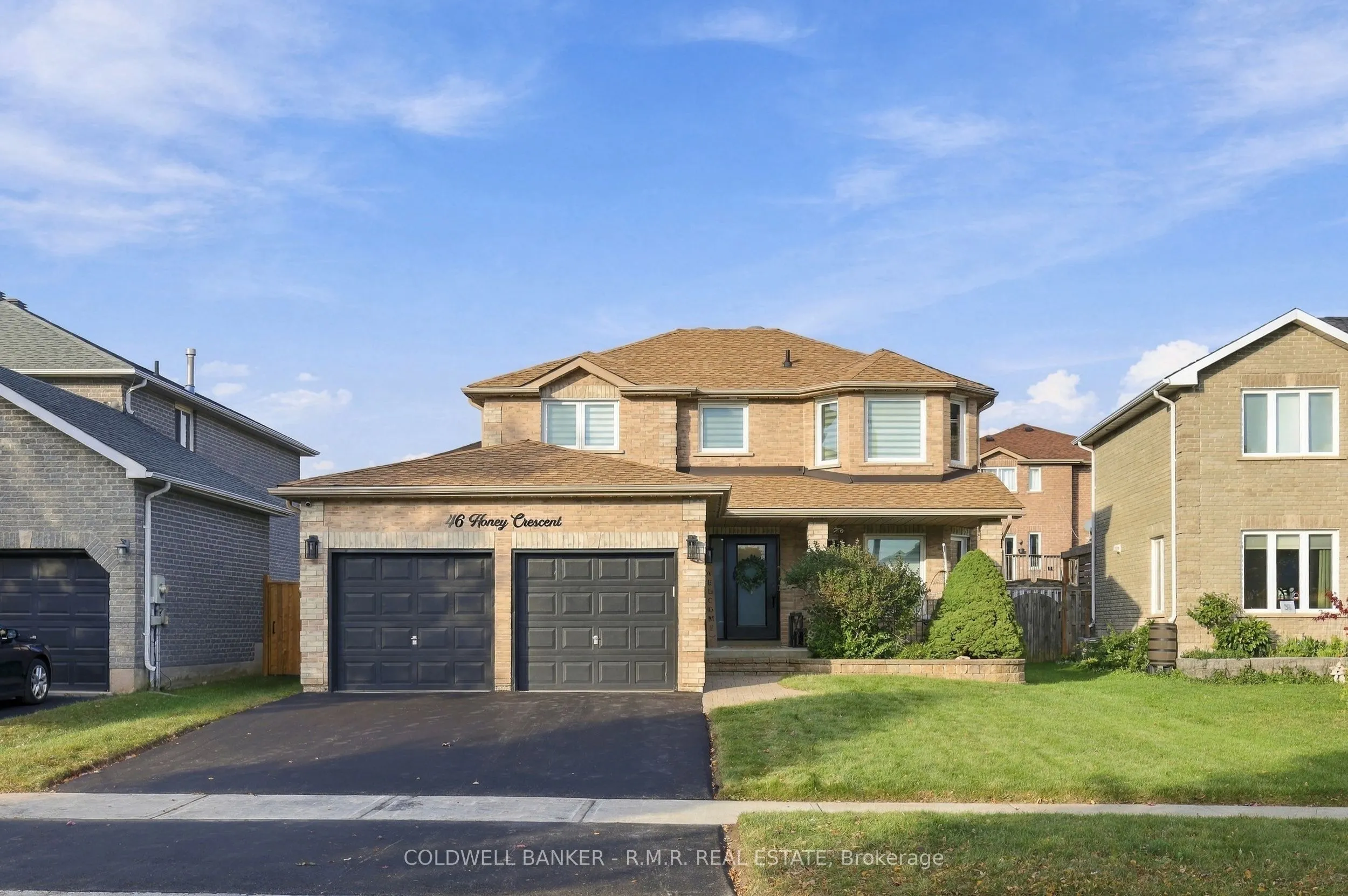 46 HONEY Crescent