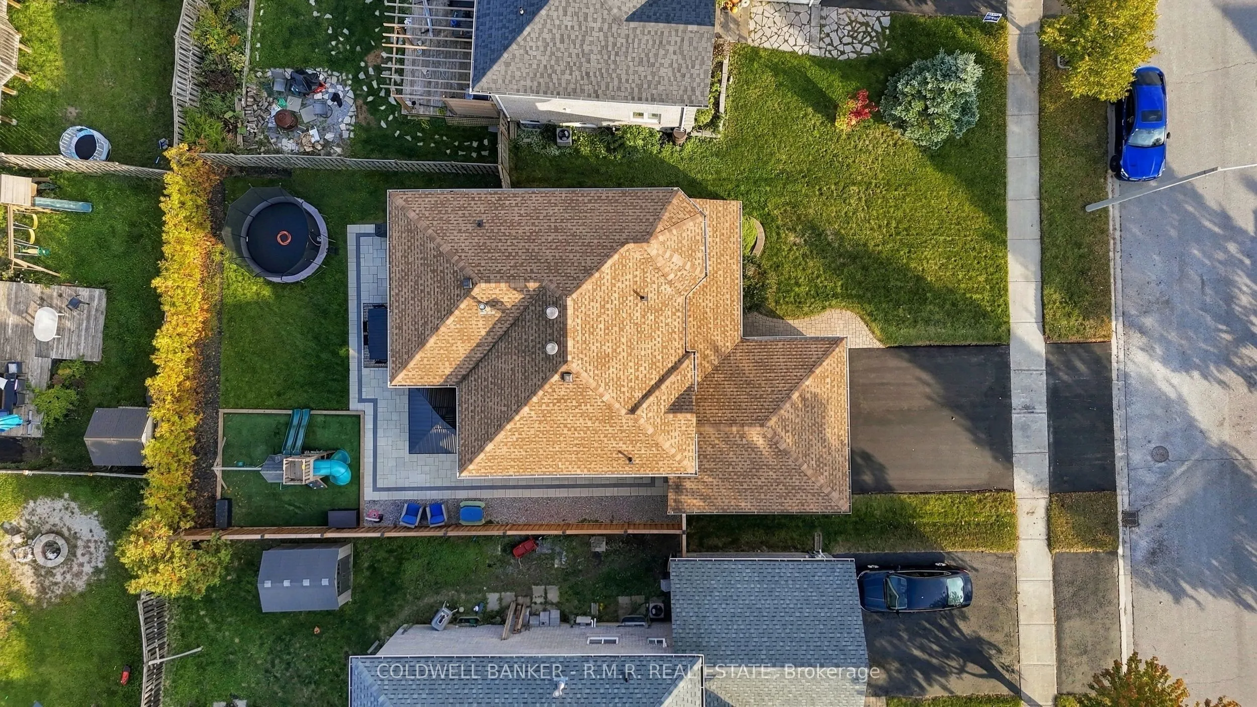 46 HONEY Crescent