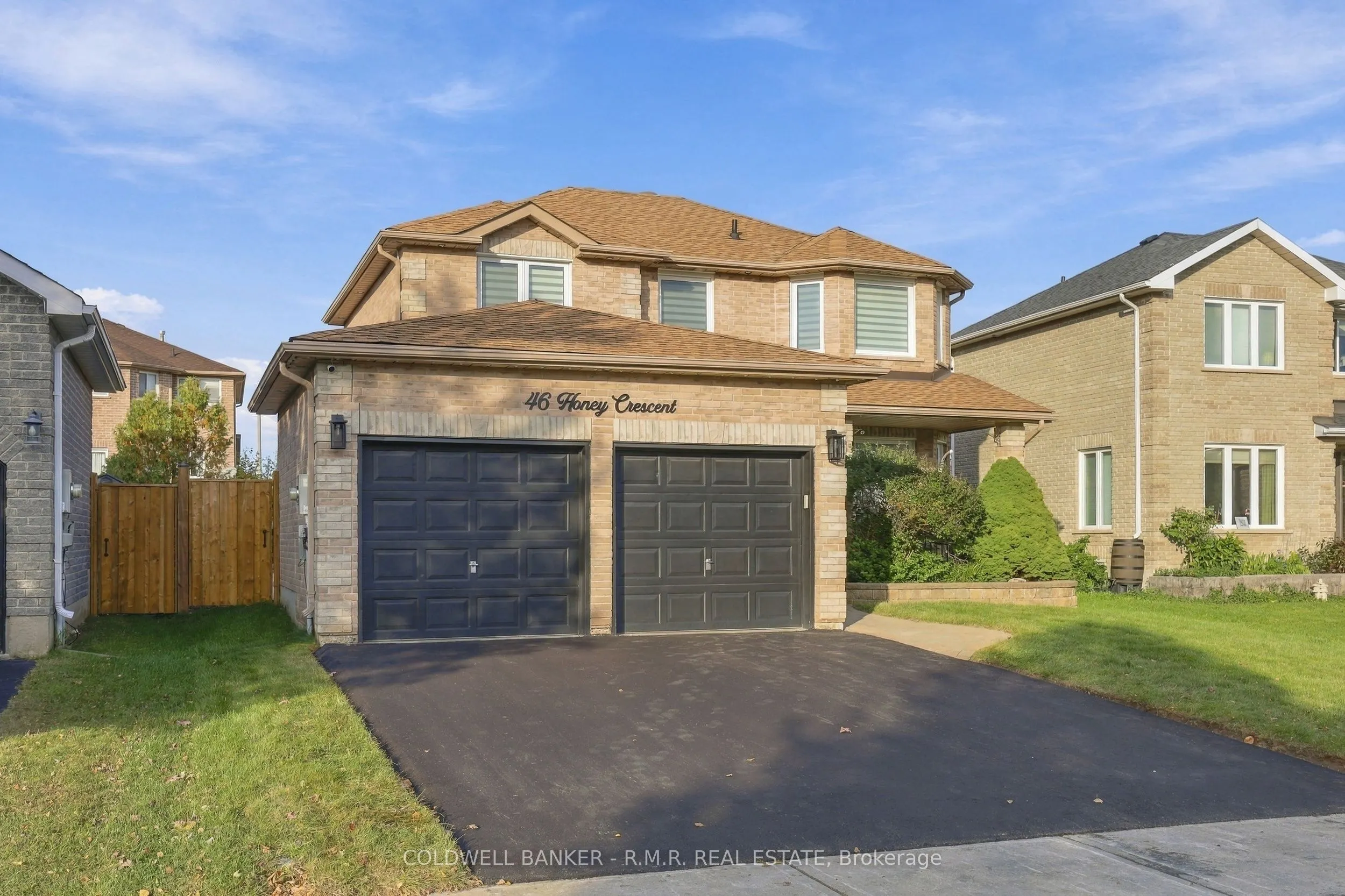 46 HONEY Crescent
