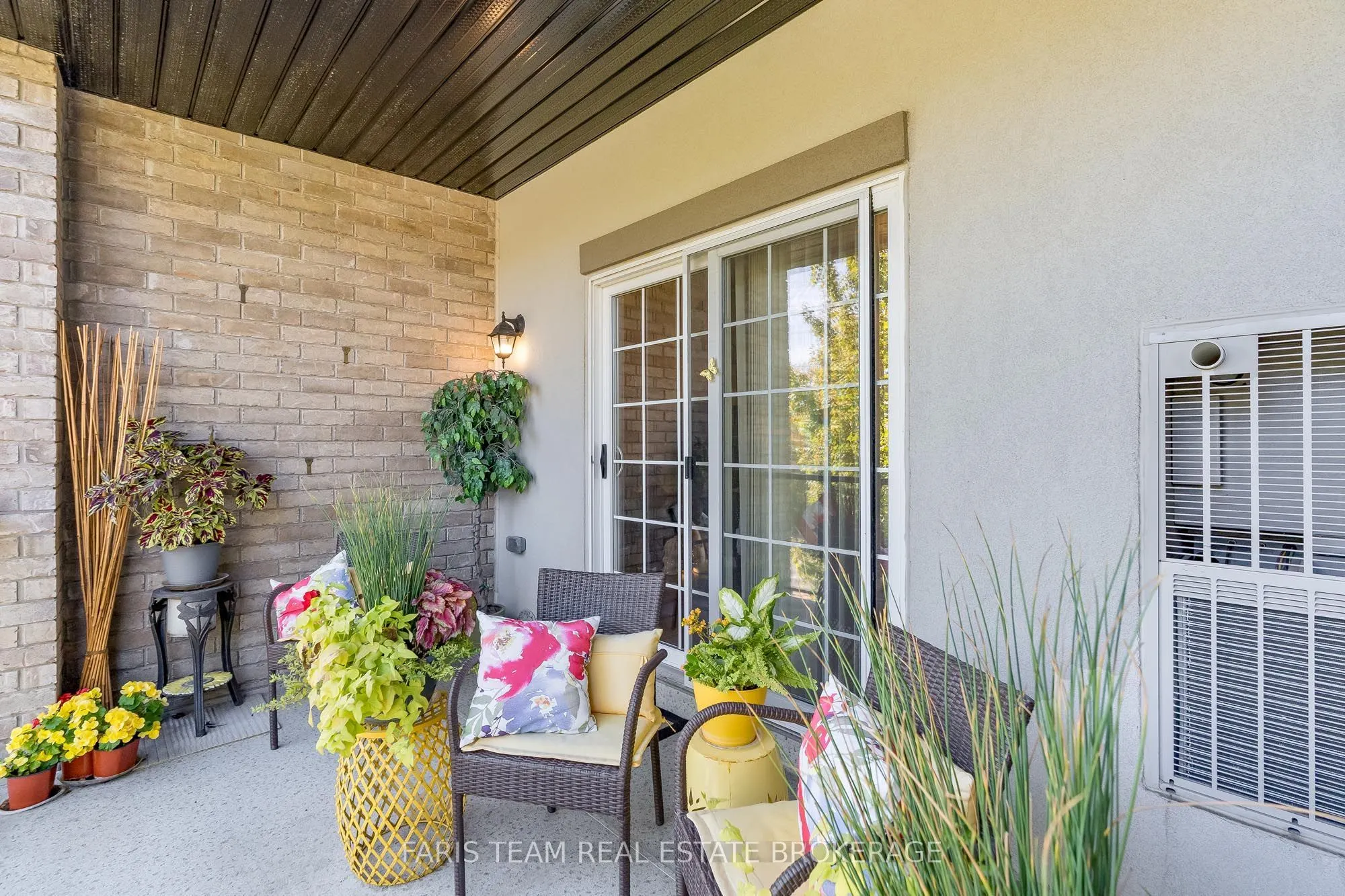 42 Ferndale Drive S #212