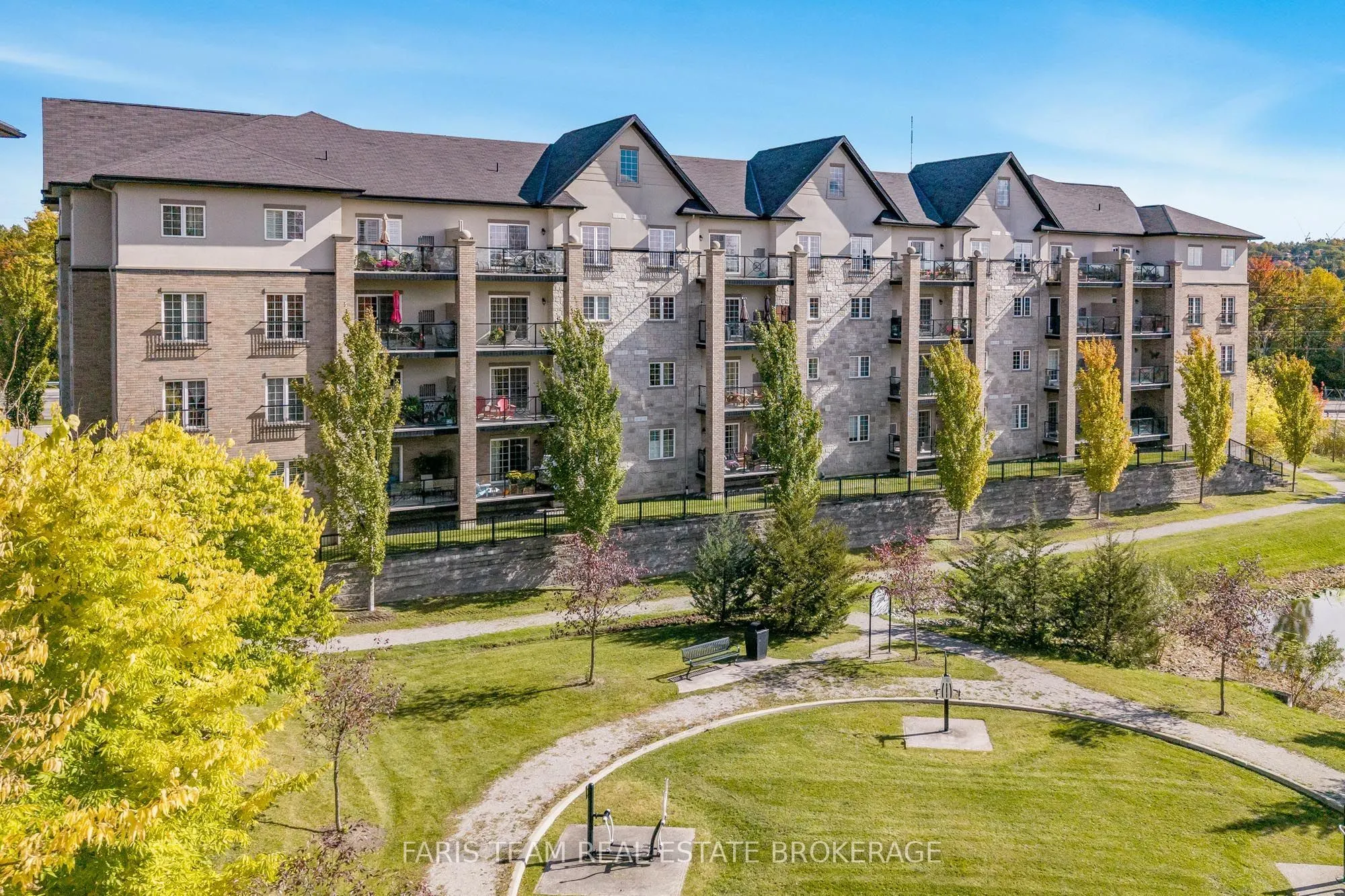 42 Ferndale Drive S #212