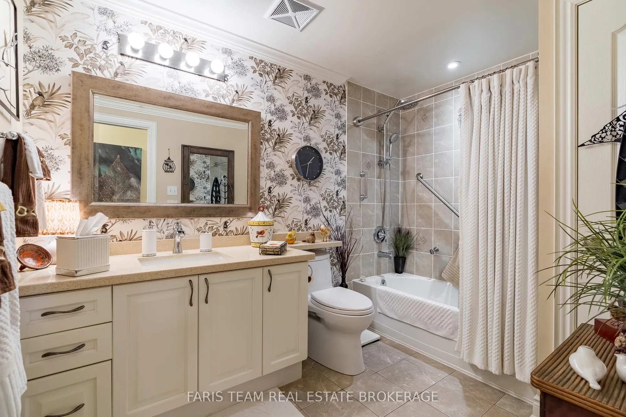 42 Ferndale Drive S #212