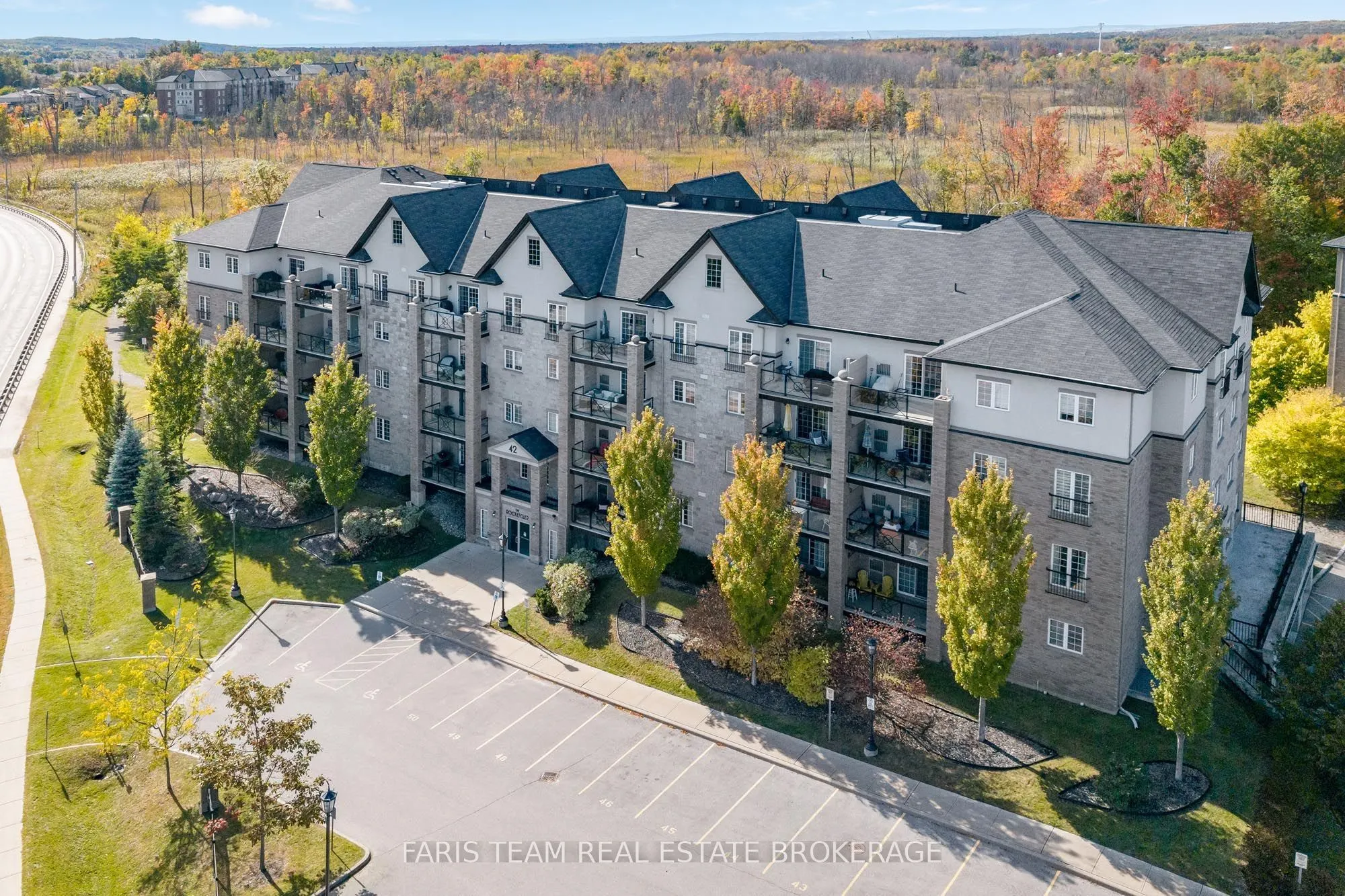 42 Ferndale Drive S #212
