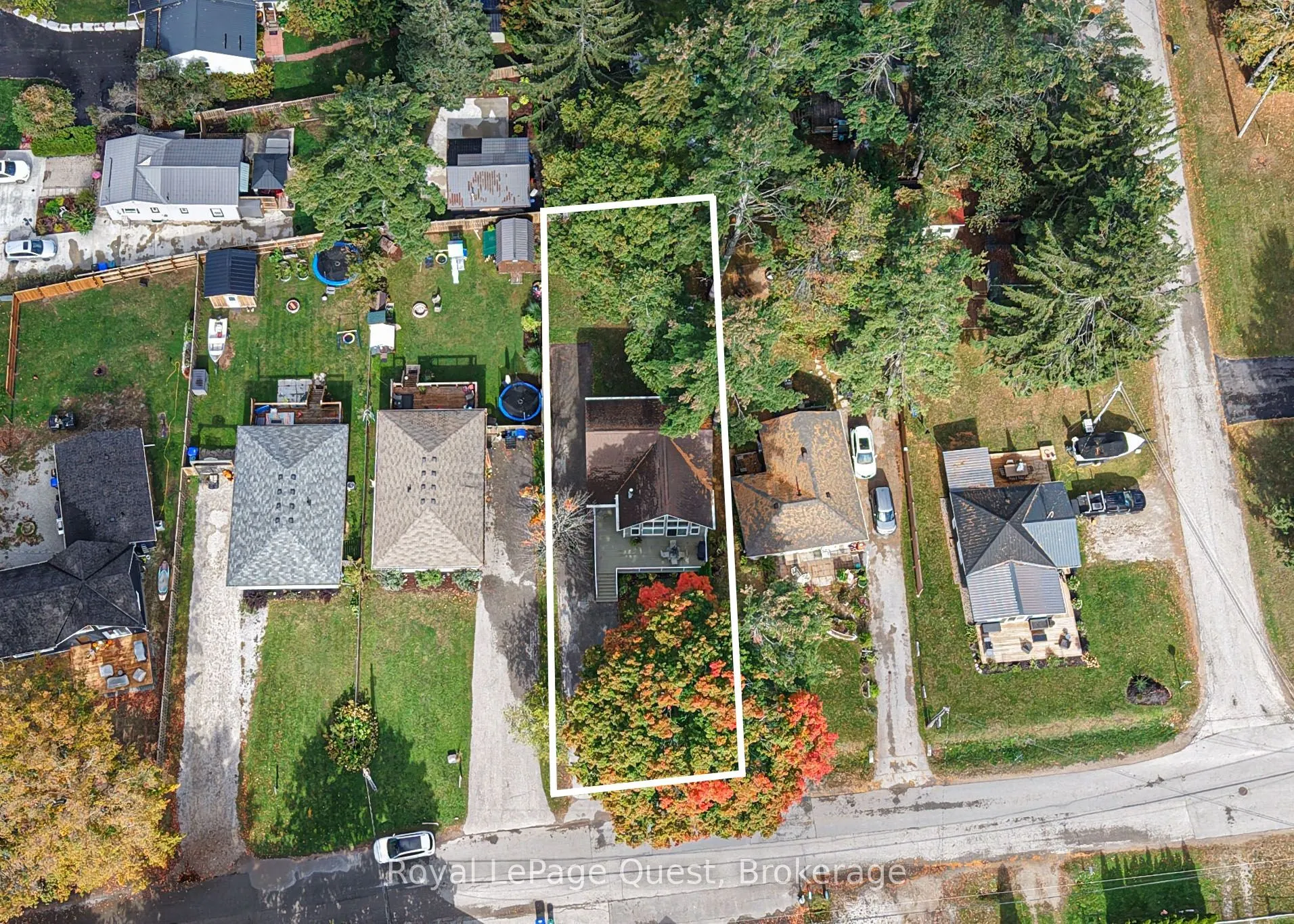 2956 Lakeside Drive