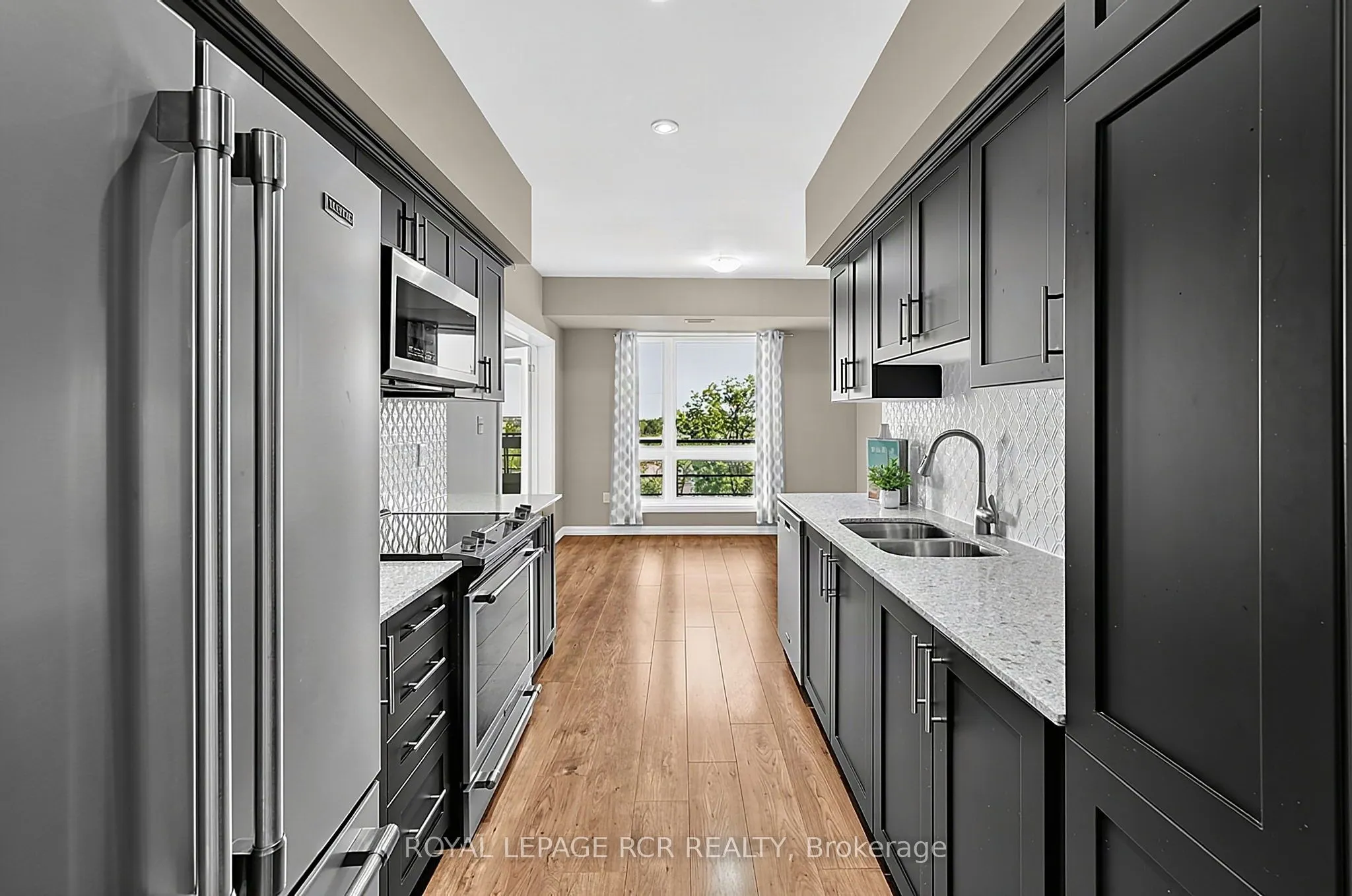 302 Essa Road #502