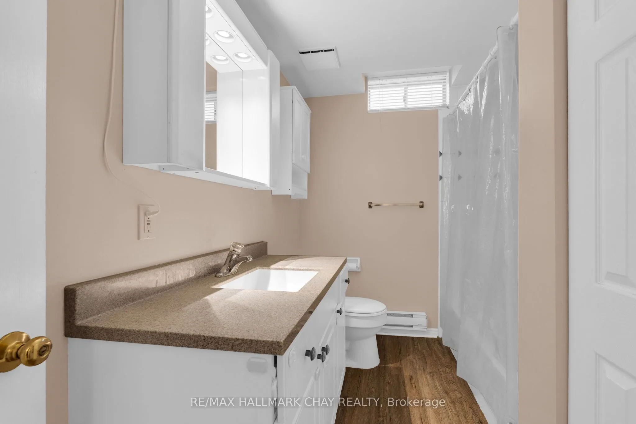 35 Grasett Crescent