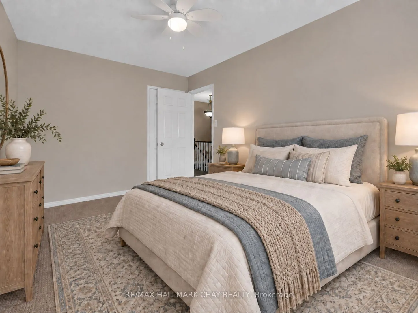 35 Grasett Crescent