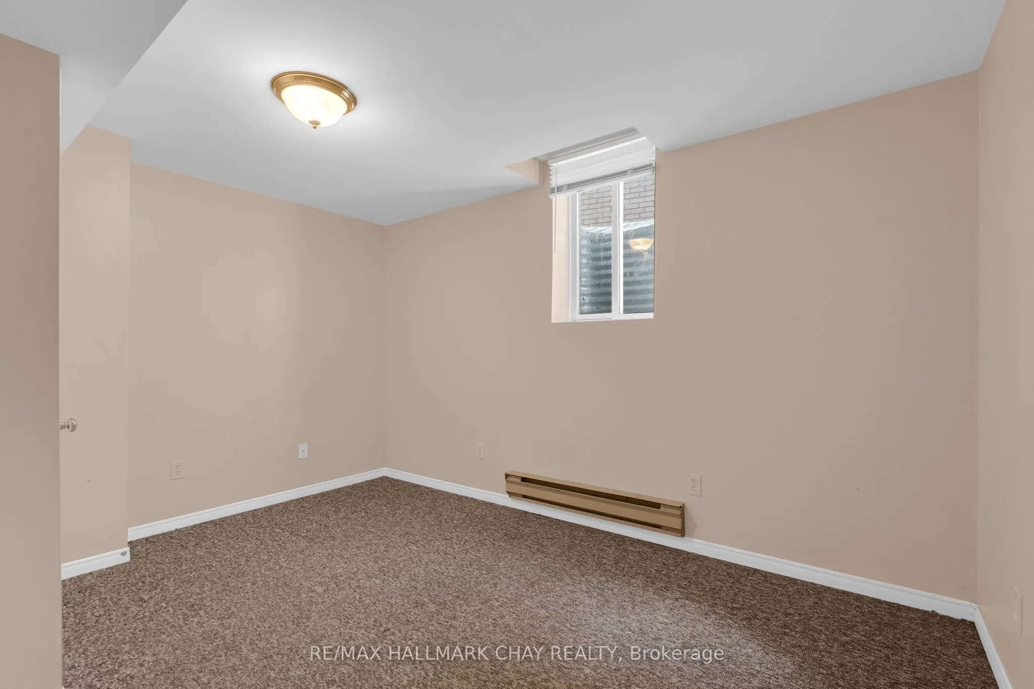 35 Grasett Crescent