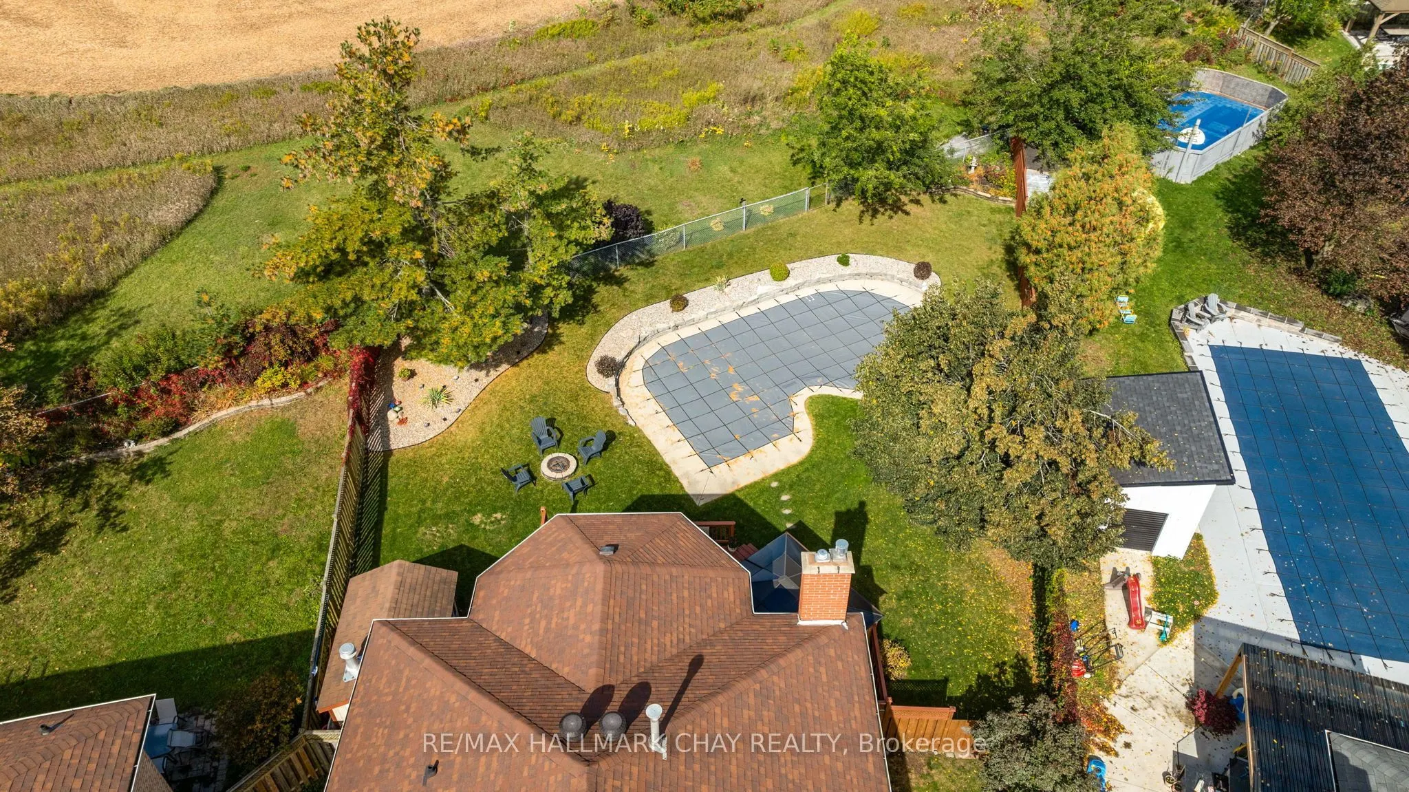 35 Grasett Crescent