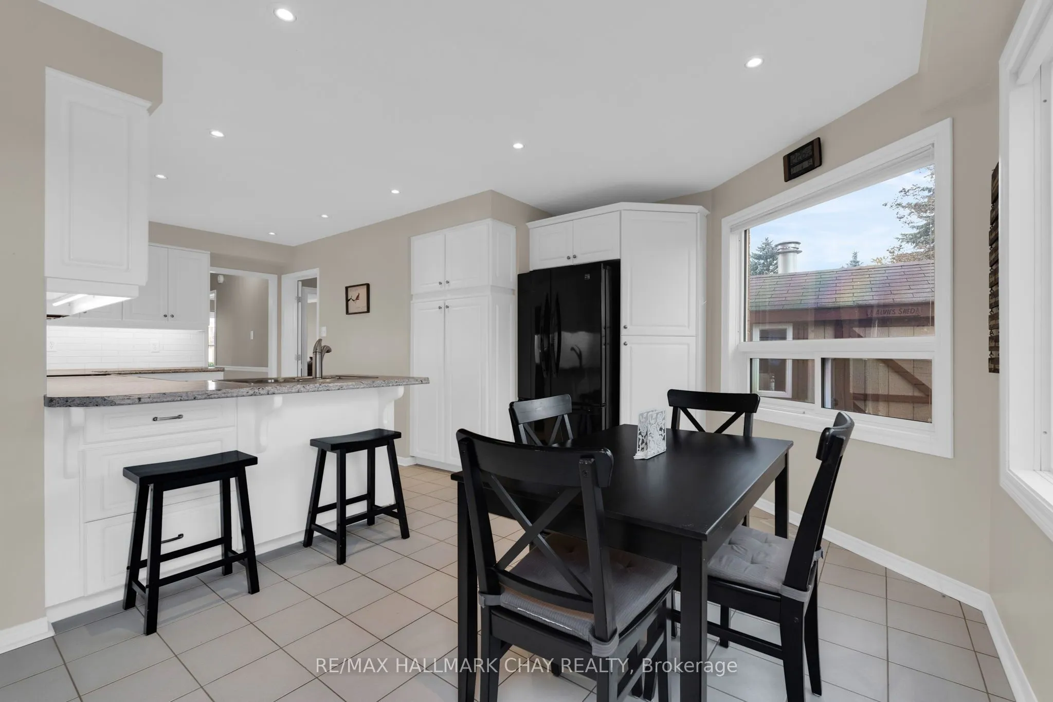 35 Grasett Crescent