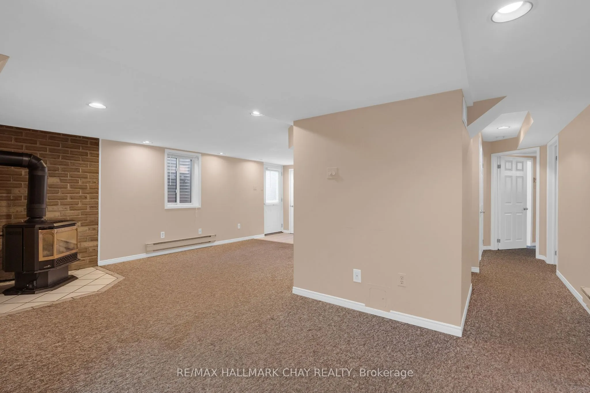 35 Grasett Crescent