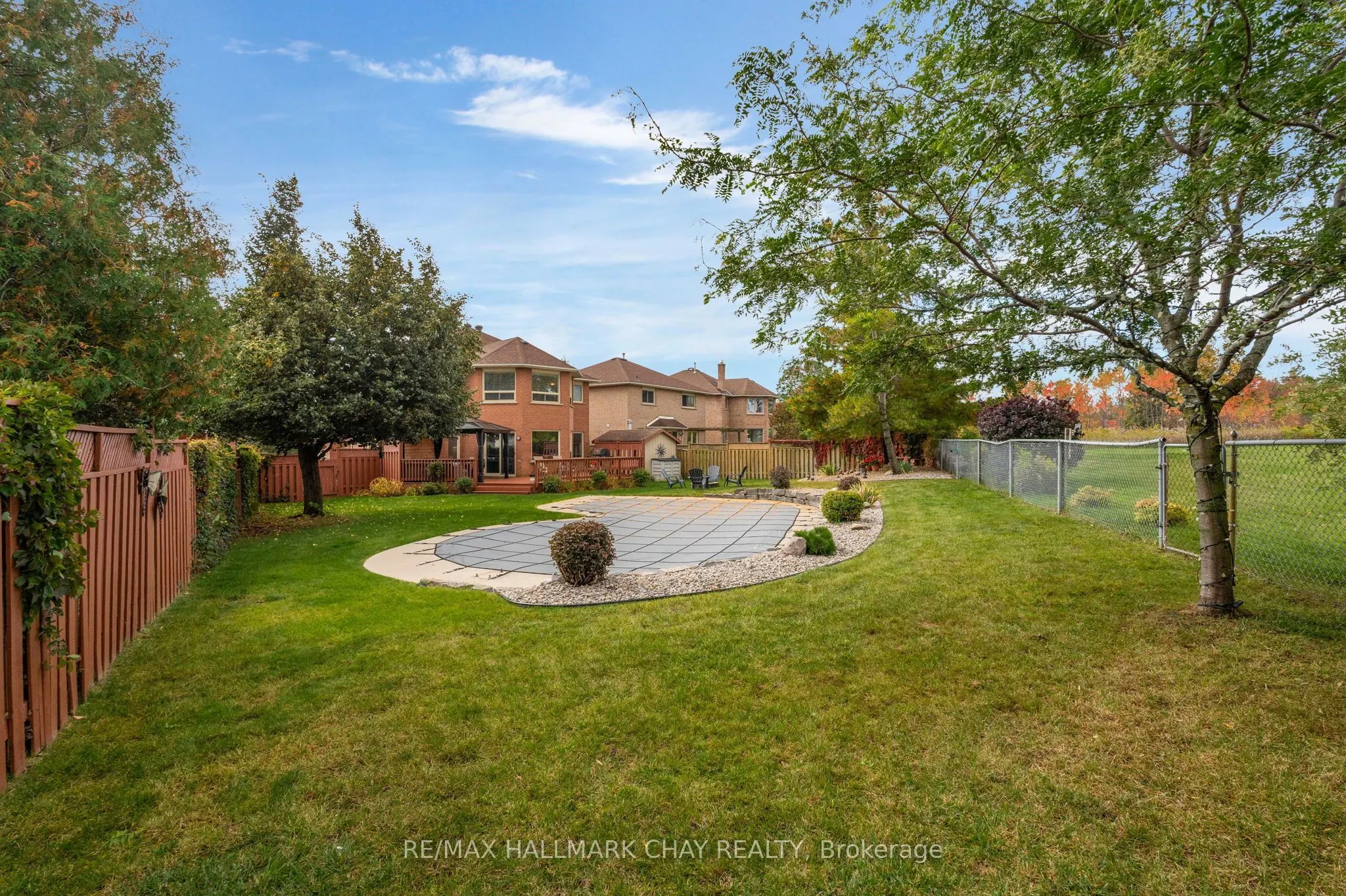 35 Grasett Crescent