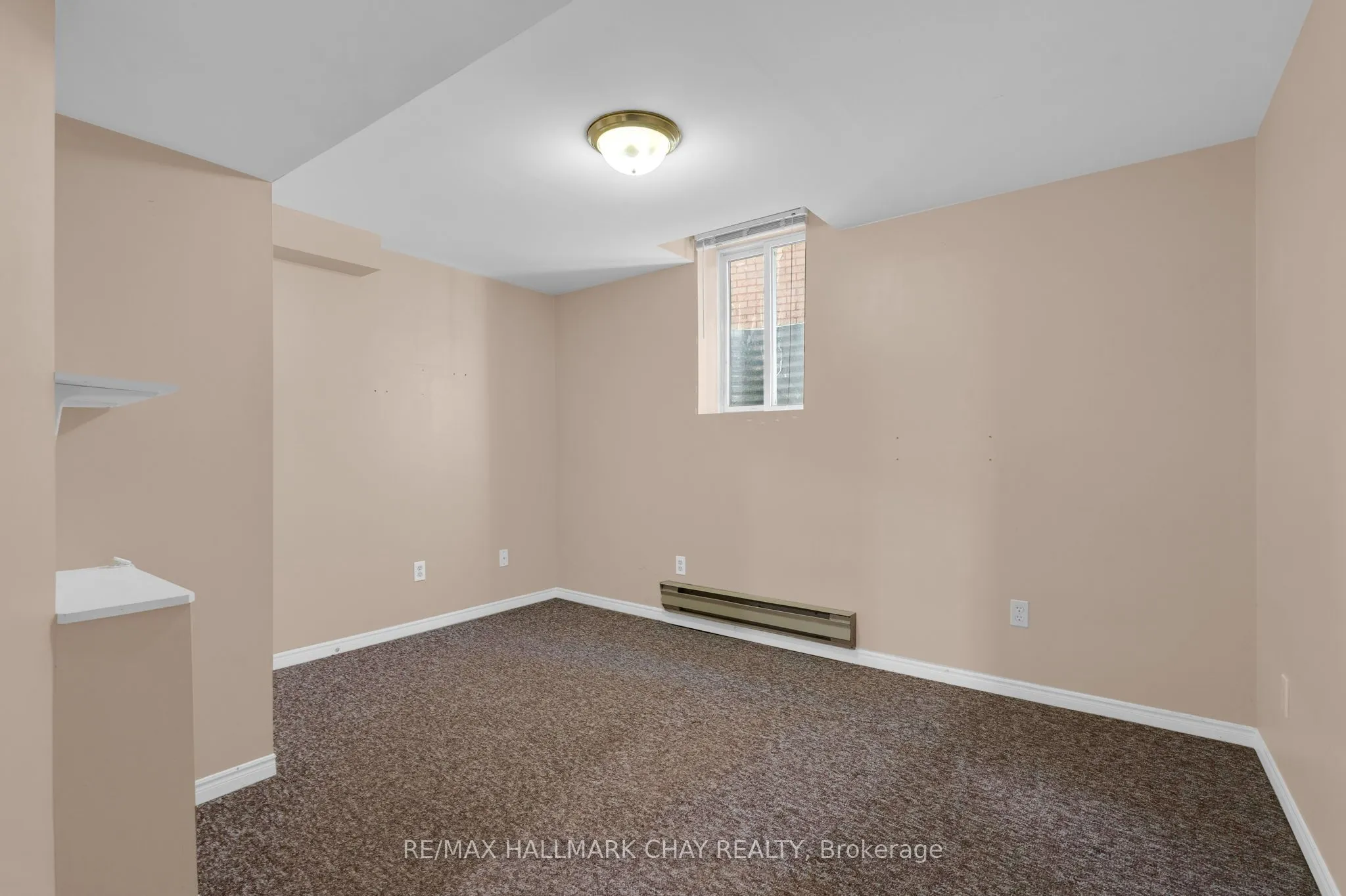 35 Grasett Crescent
