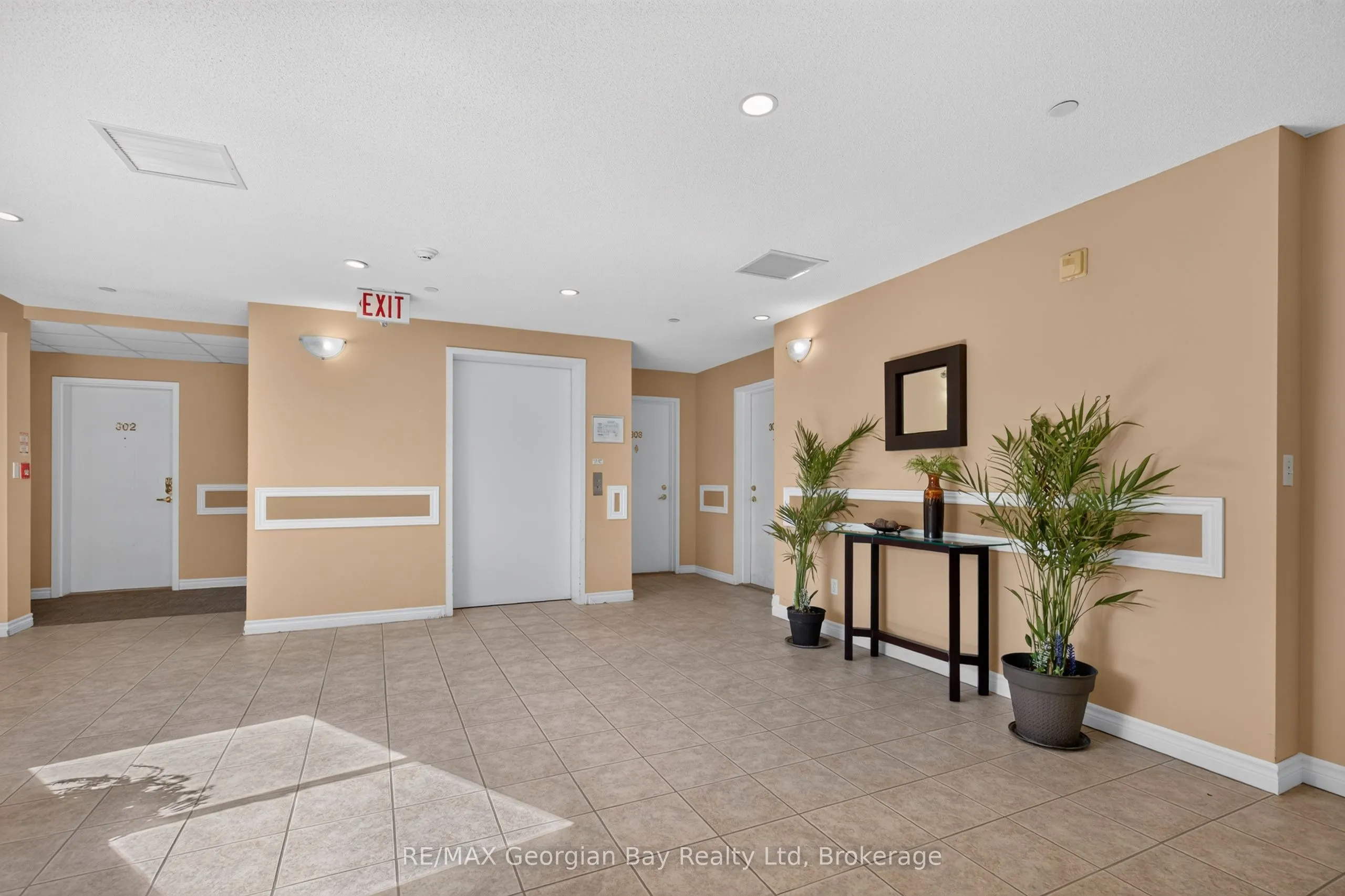 4 Beck Boulevard #307
