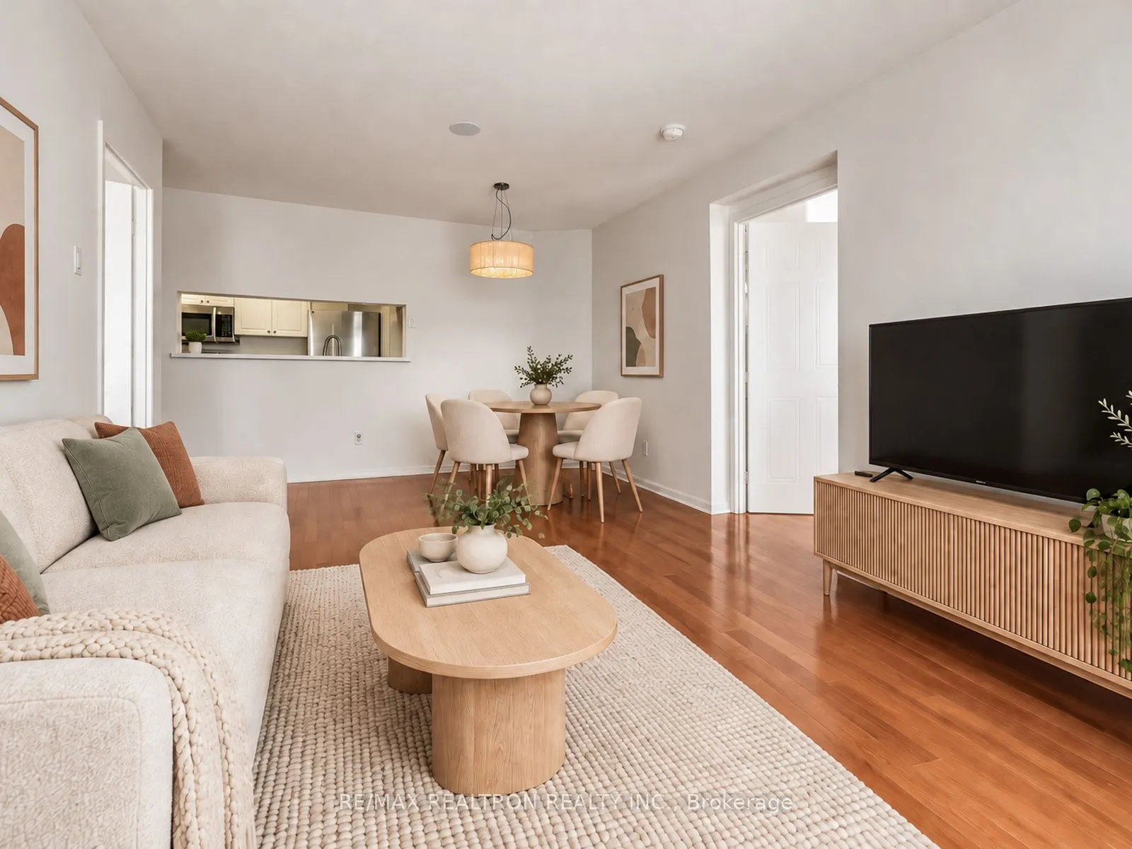 75 Ellen Street #1111