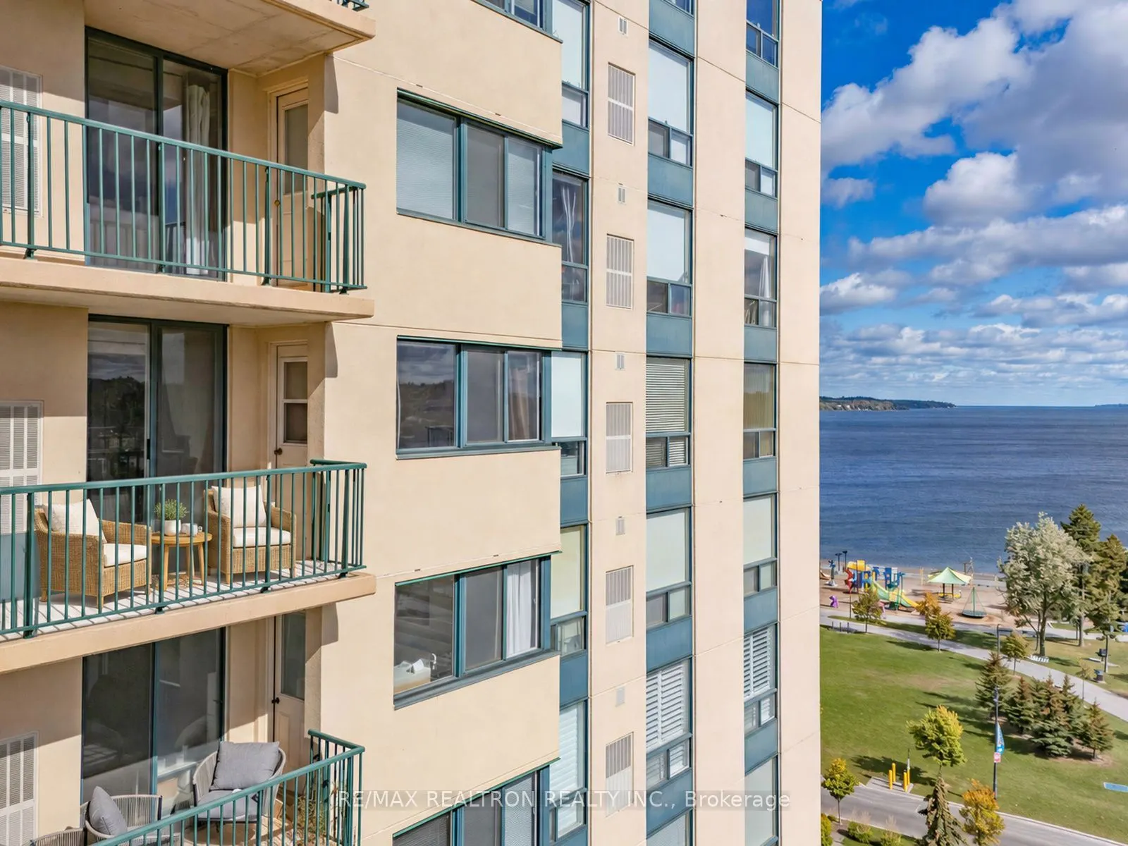 75 Ellen Street #1111