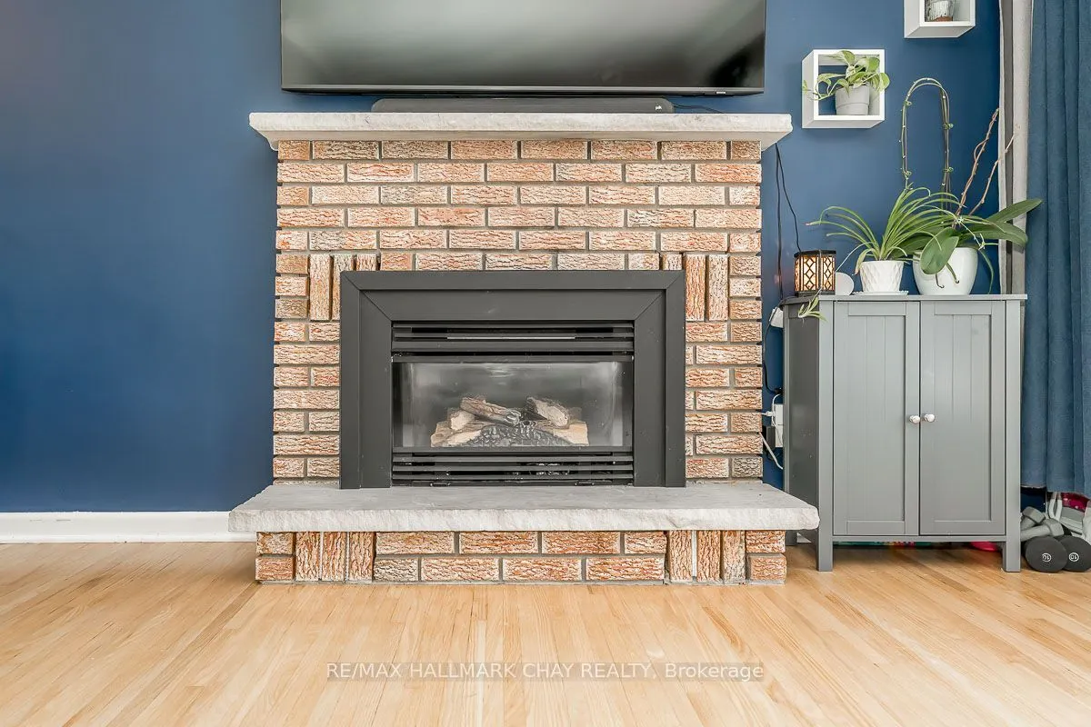 23 Downsview Drive