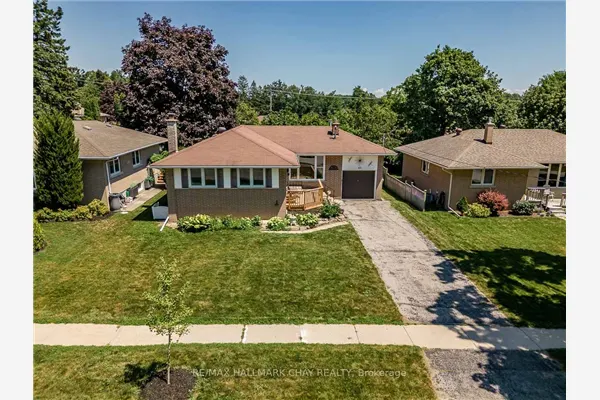 23 Downsview Drive