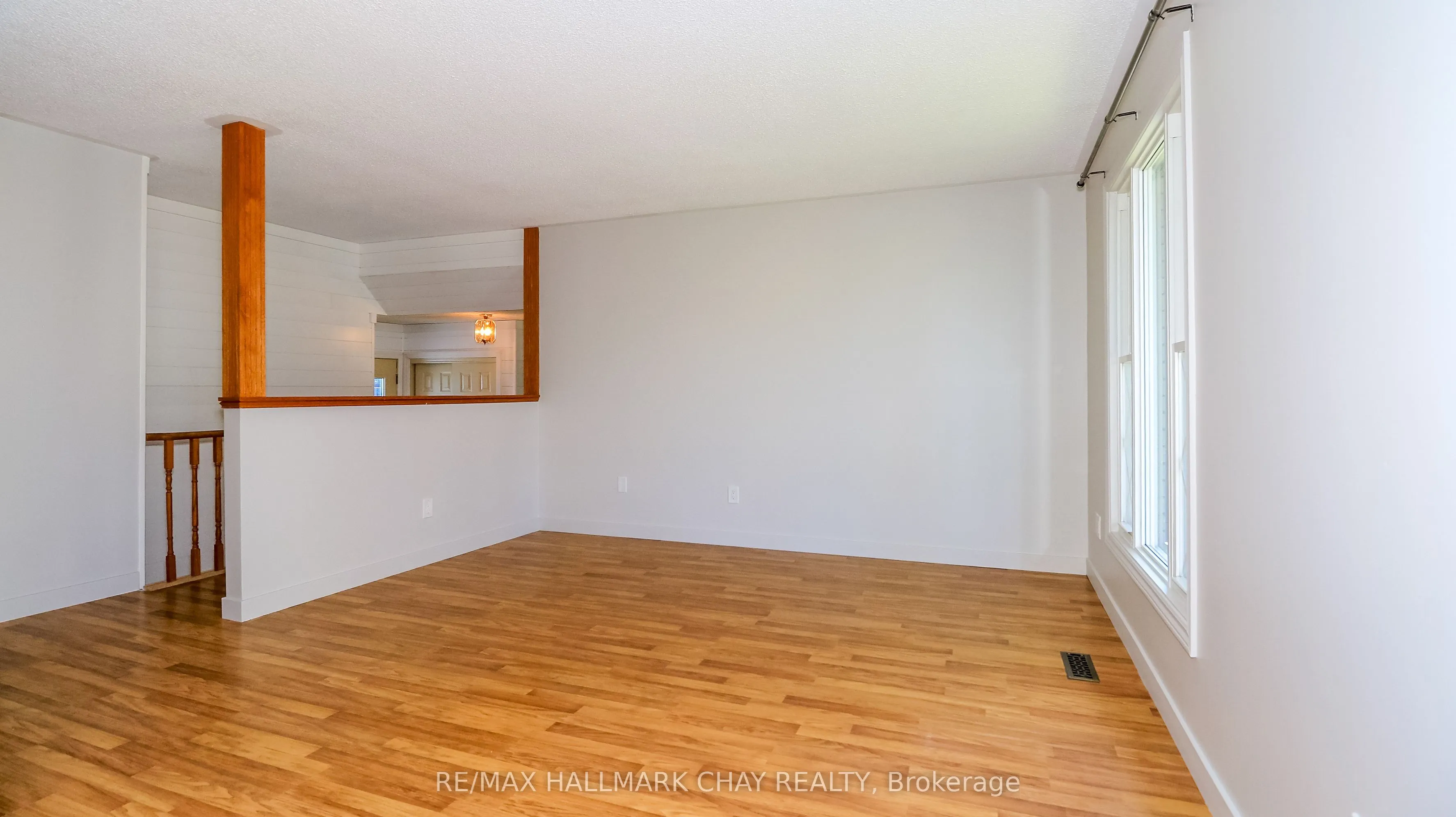9 Bronte Crescent