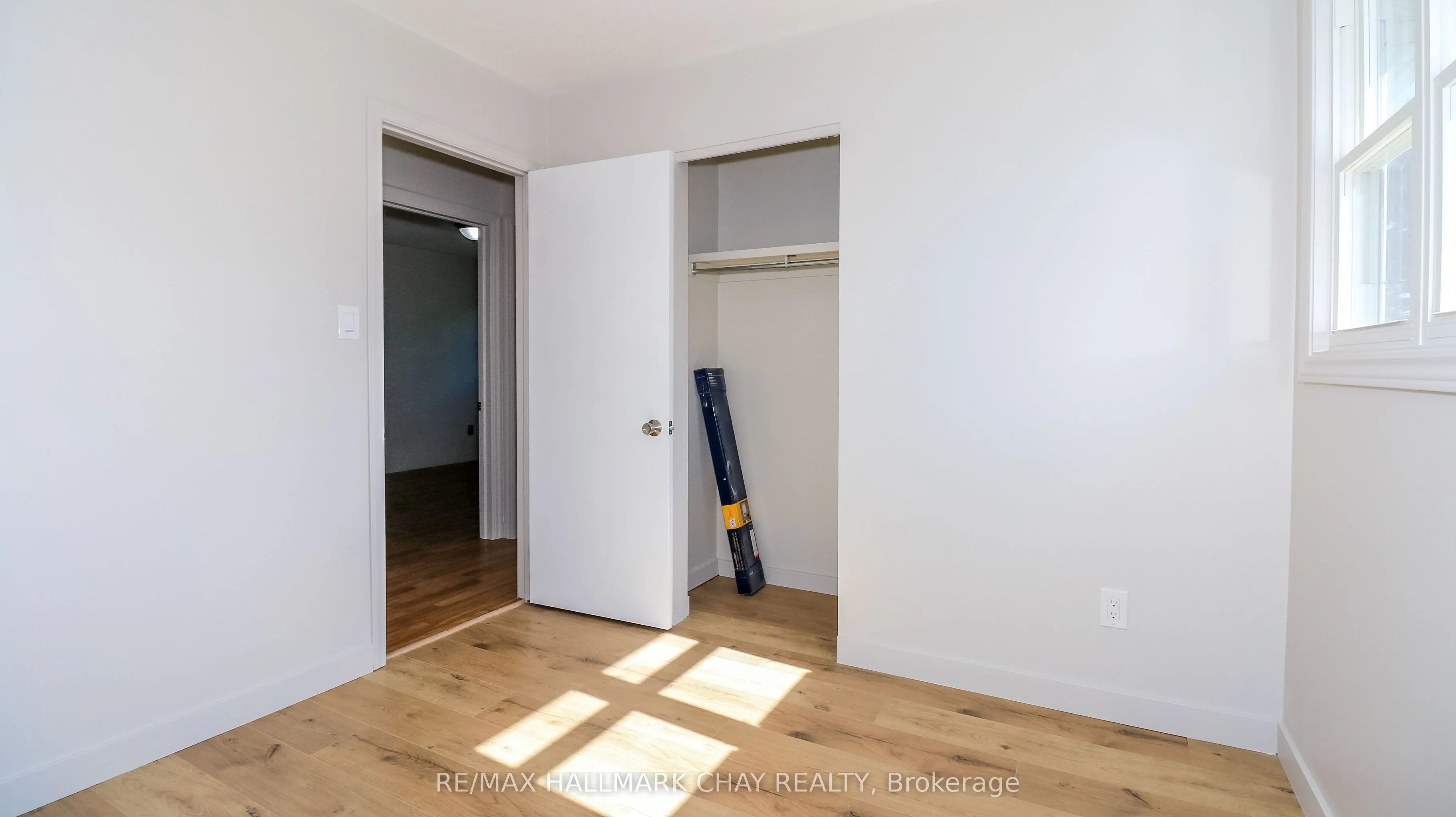 9 Bronte Crescent
