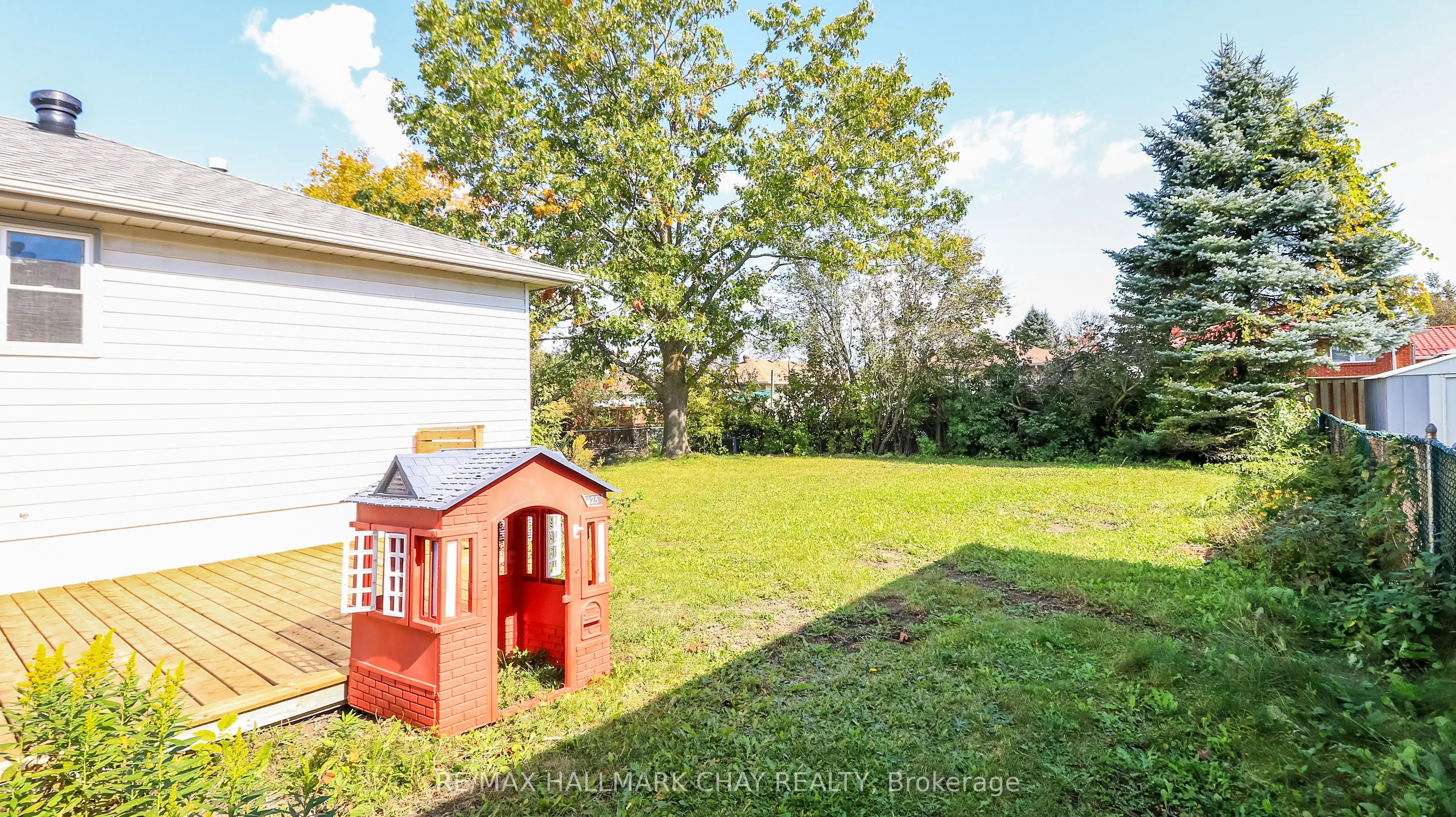 9 Bronte Crescent