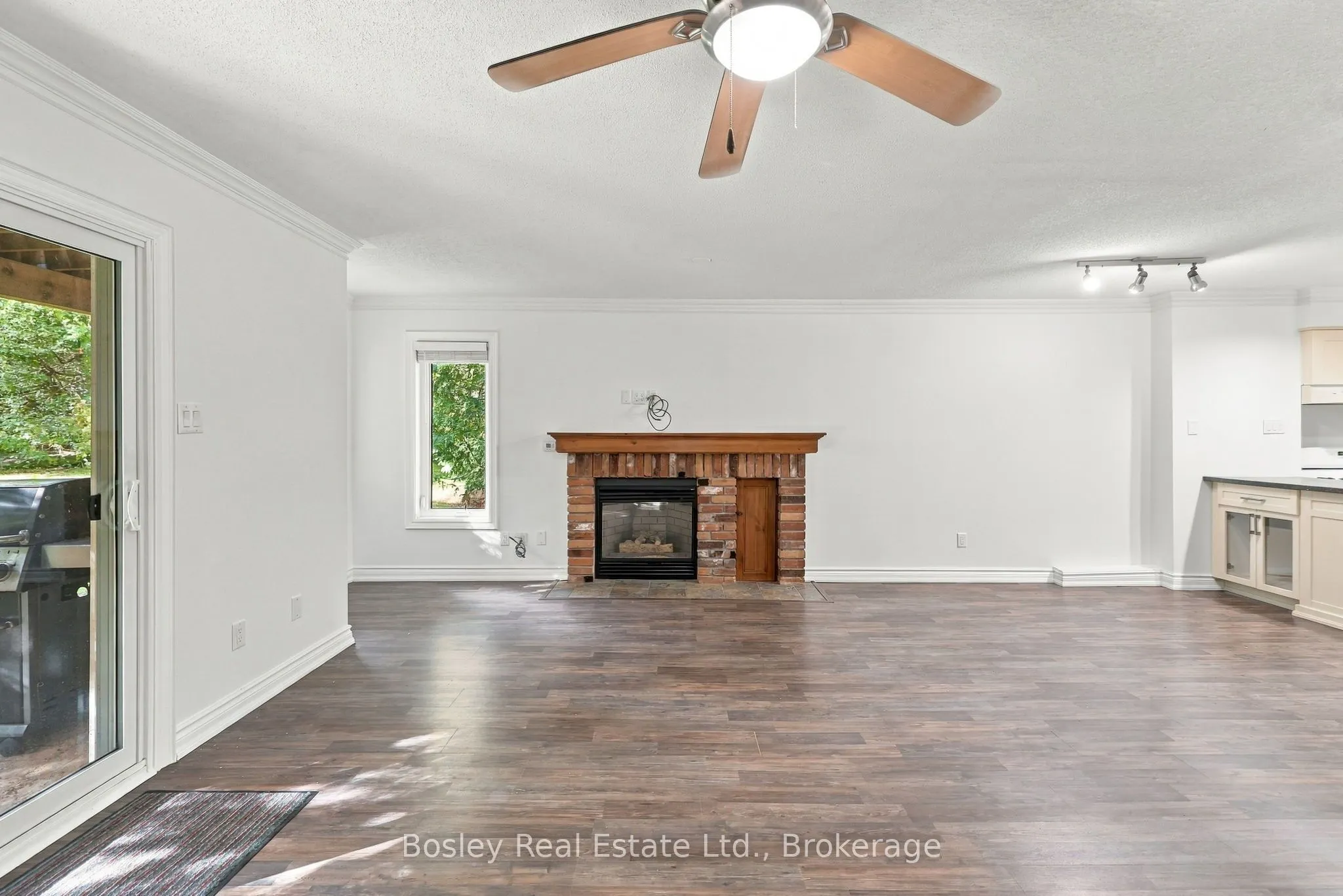 552 Oxbow Crescent #32