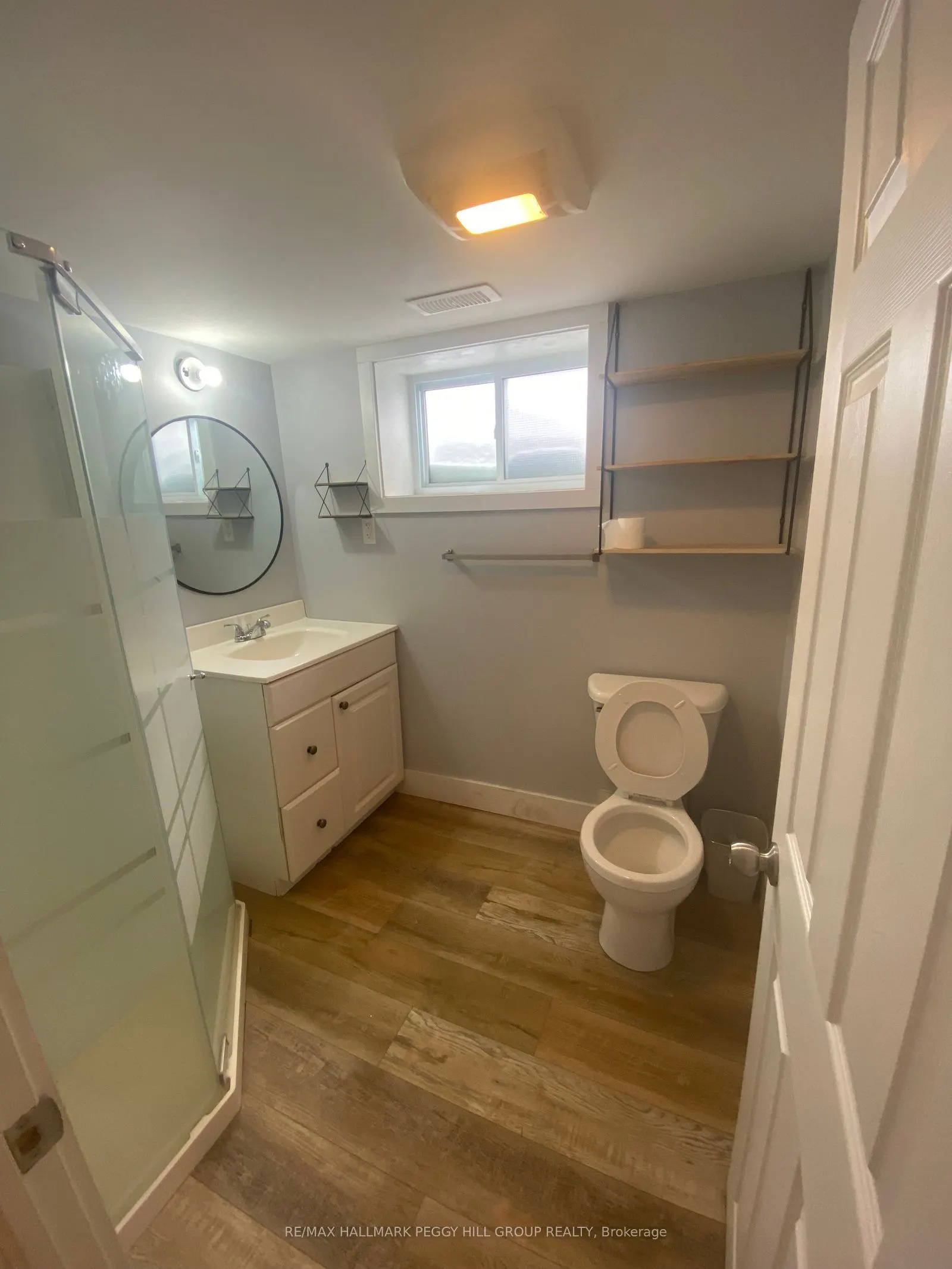 148 Penetang Street #Lower