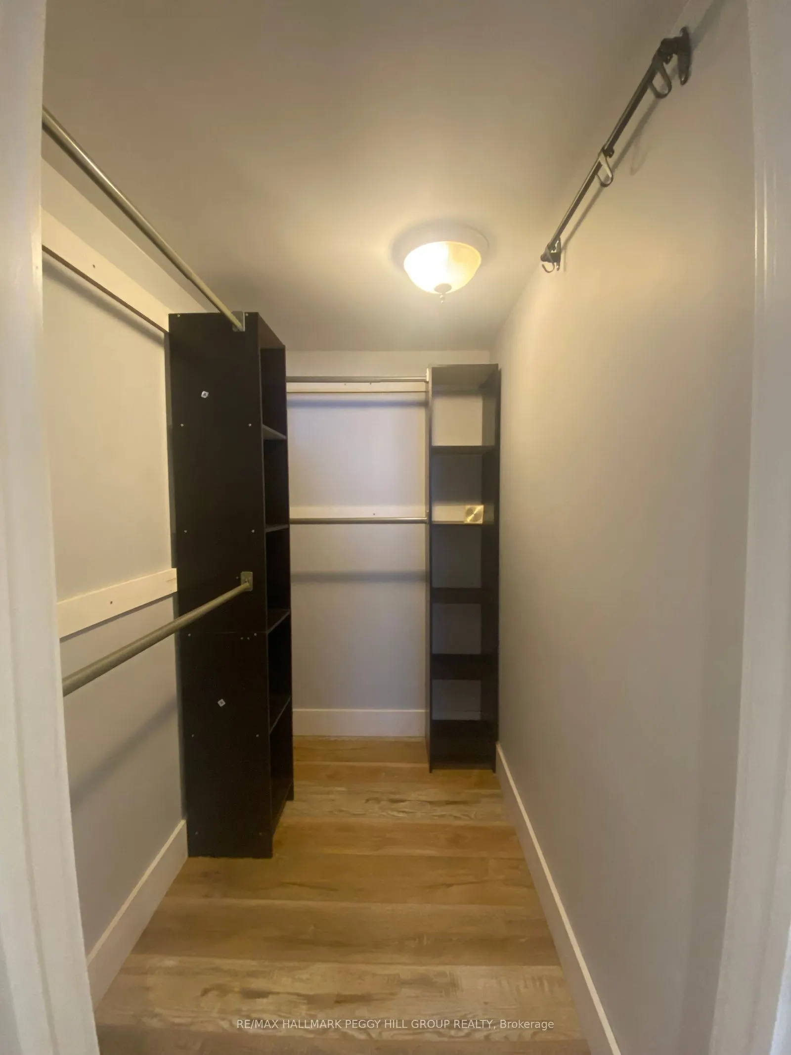 148 Penetang Street #Lower