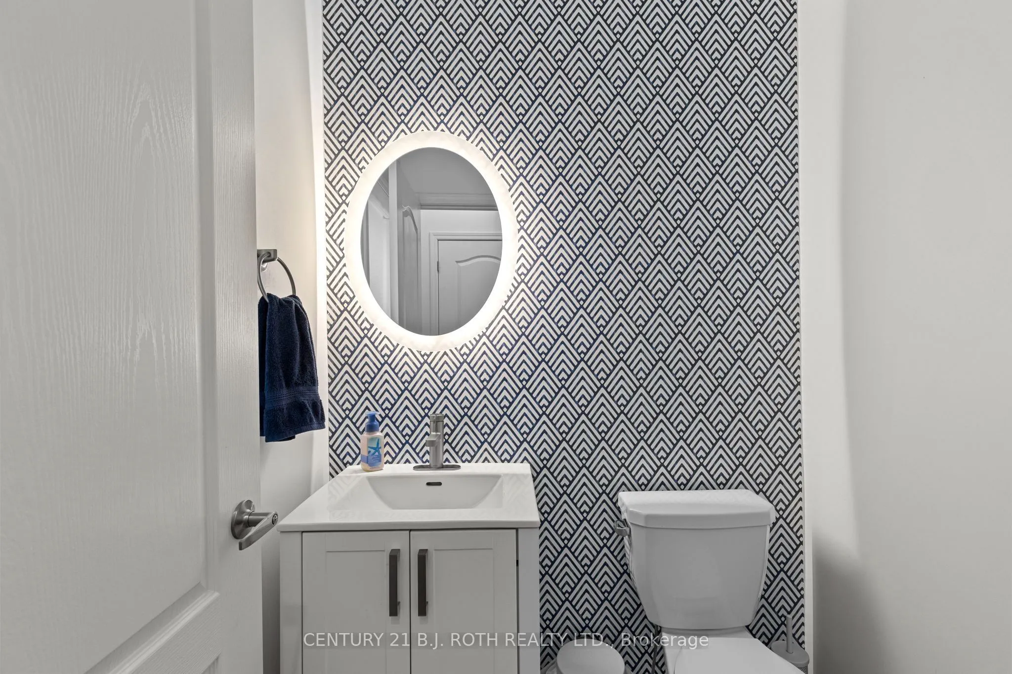 32 Sandhill Crane Drive
