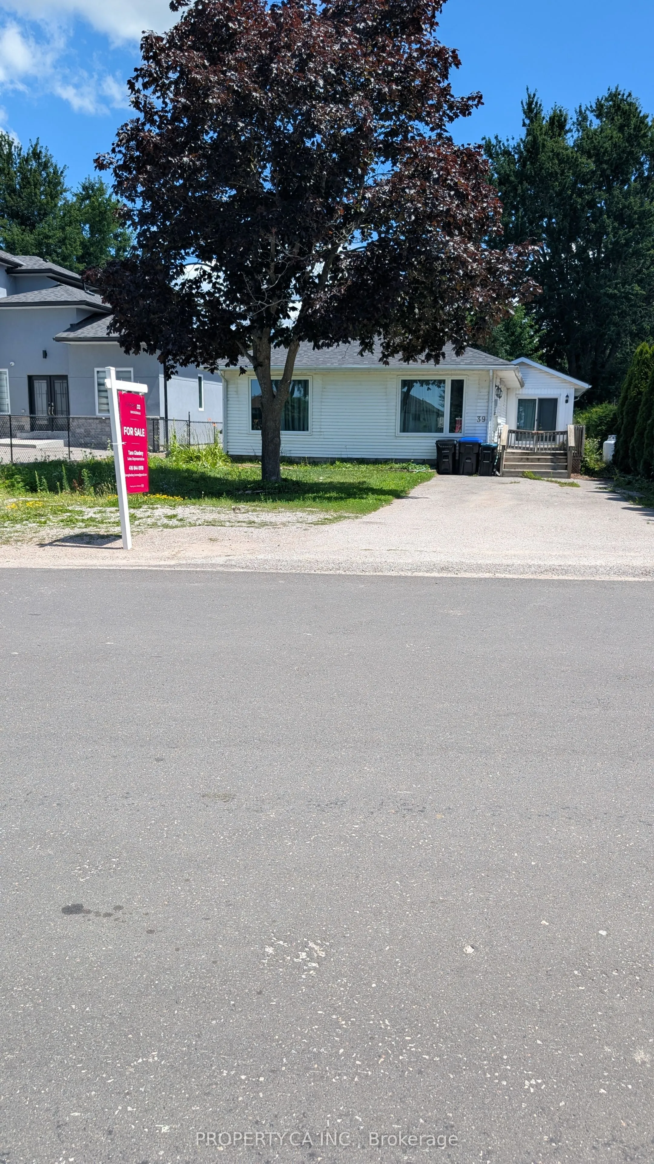 39 Lake Avenue