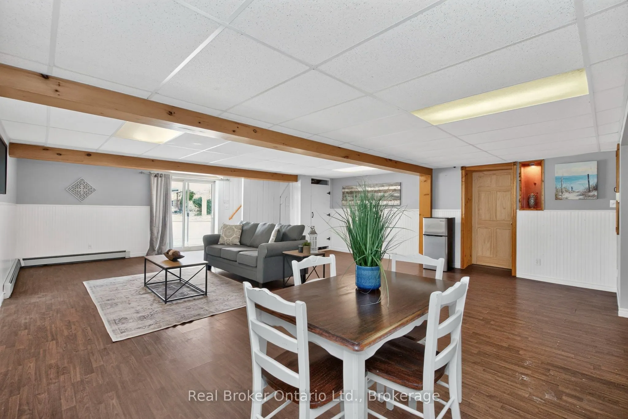 320 Lafontaine Road W